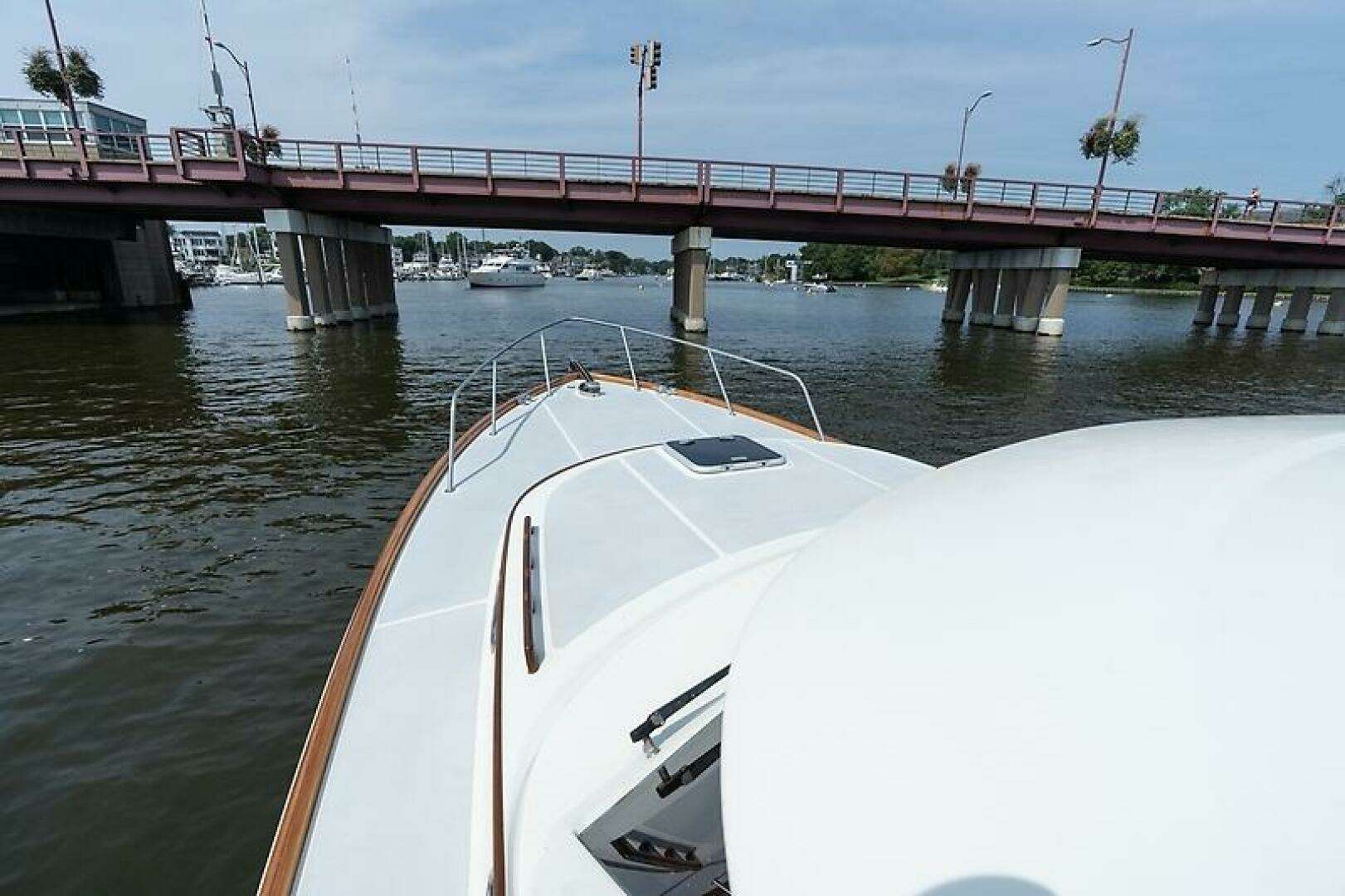 2002 San Juan 38 - Image 13