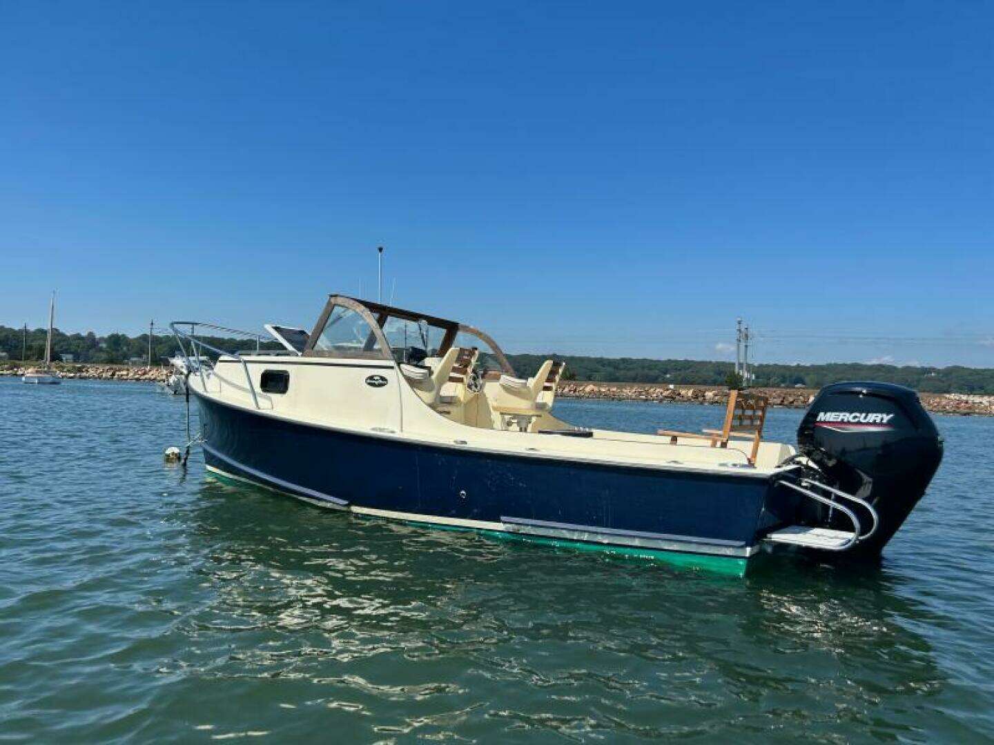 2021 Seaway 21 Seafarer Cuddy - Image 4