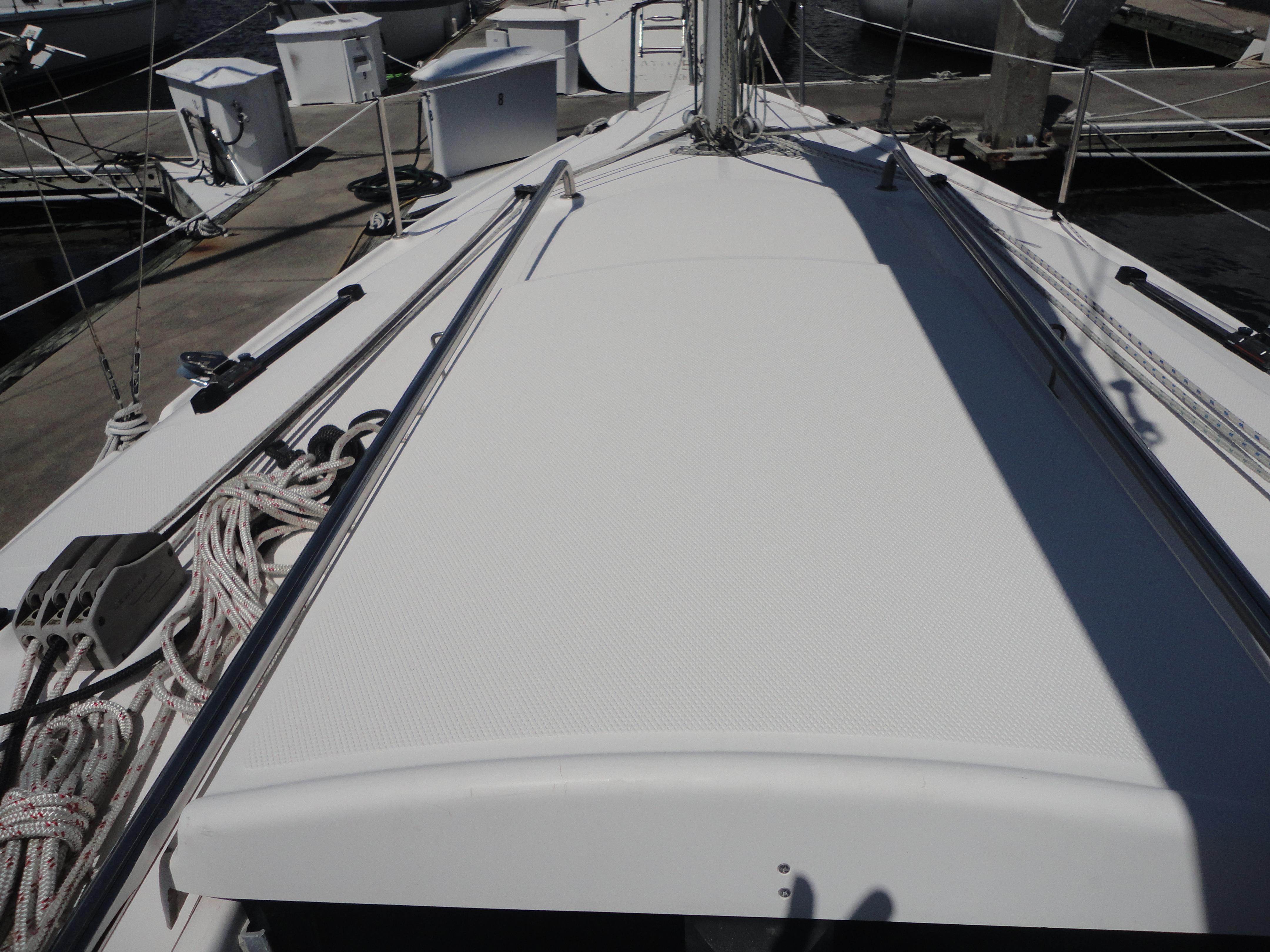 2013 Marlow-Hunter Hunter 27 - 9