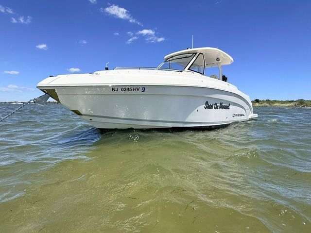 2025 Regal 33 SAV - 2