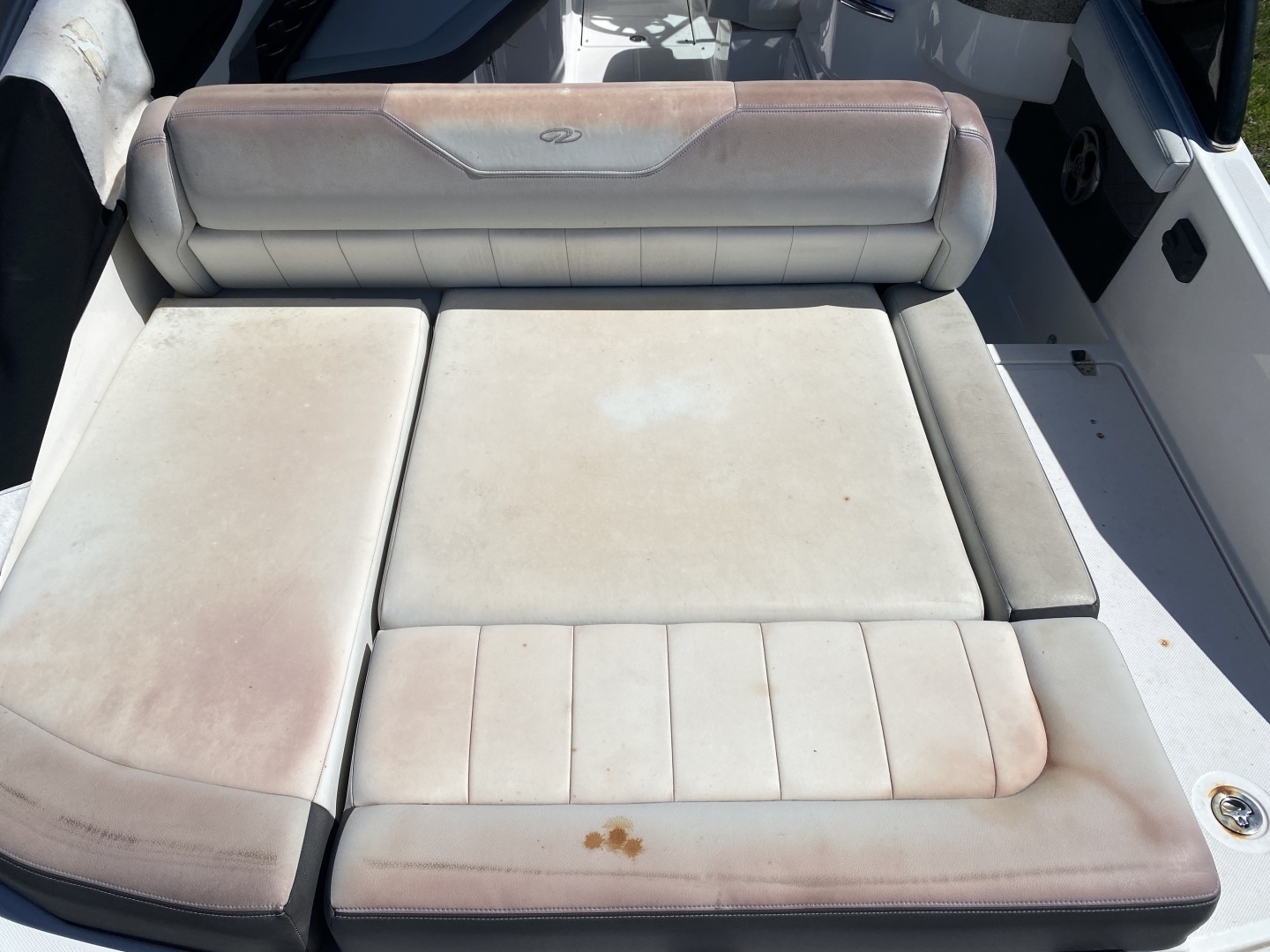2013 Regal 27 FasDeck RX - Image 18