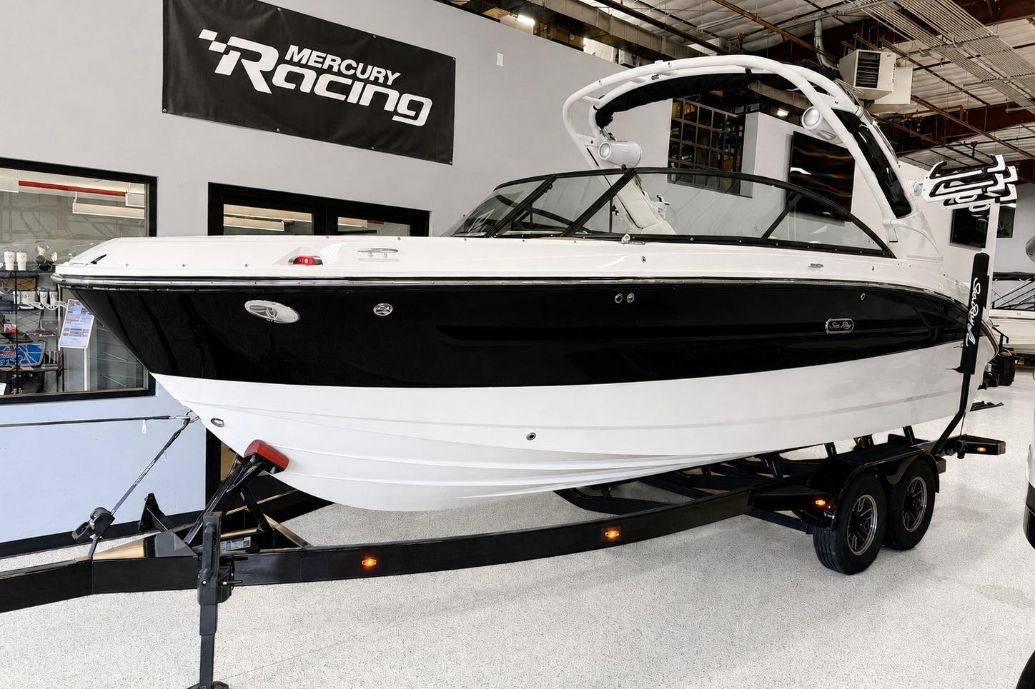 2027 Sea Ray SDX 250 Surf