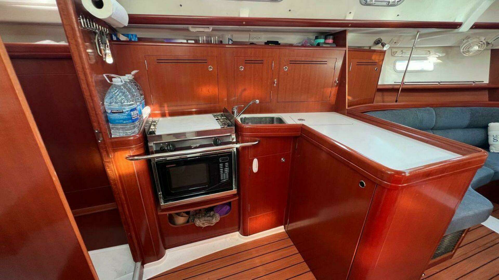2007 Beneteau 343 - Image 2