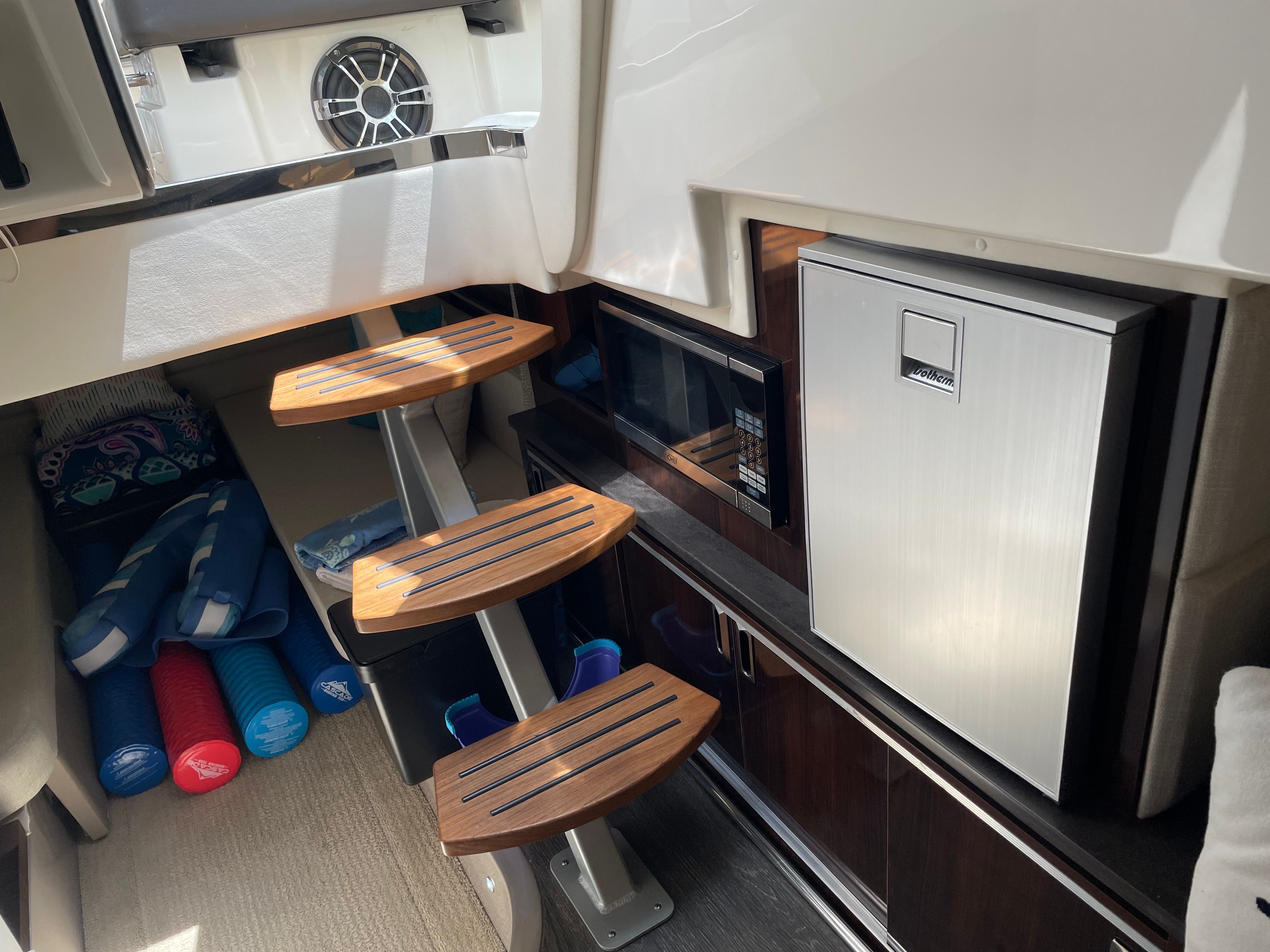 2020 Sea Ray Sundancer 320 - 25