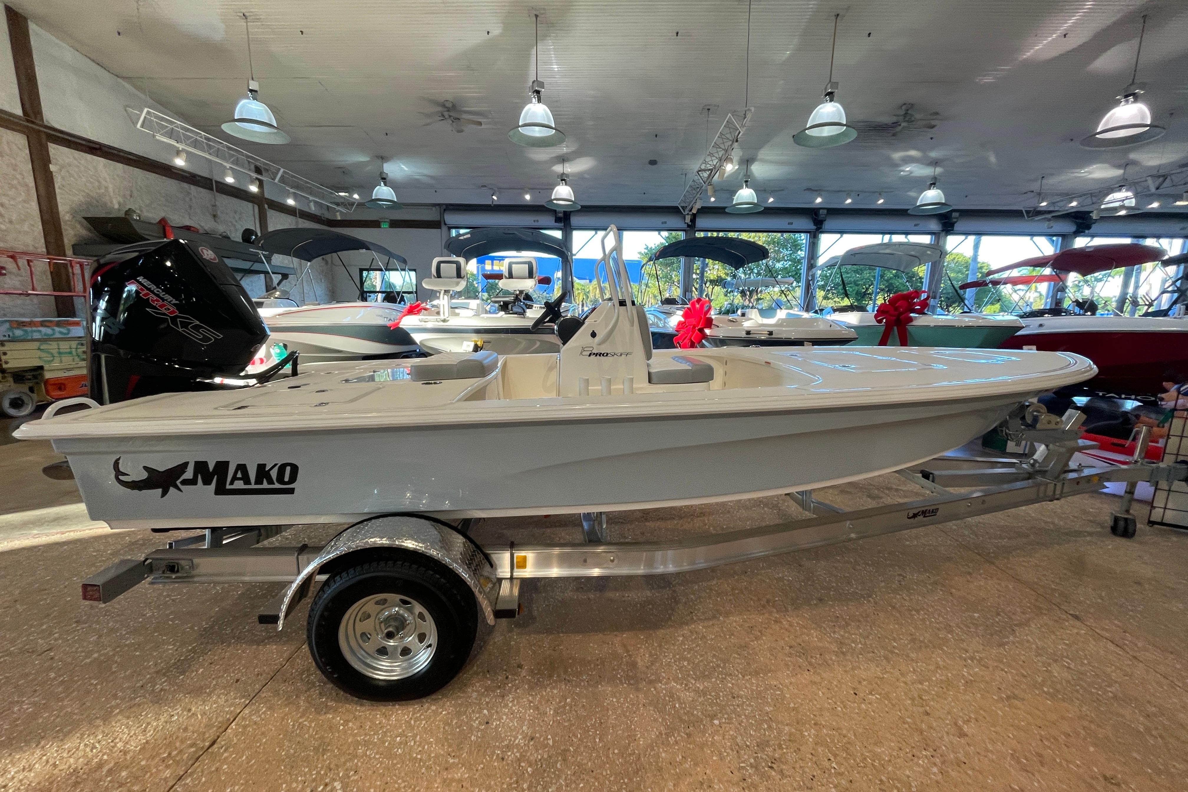 2026 Mako 18 Pro Skiff