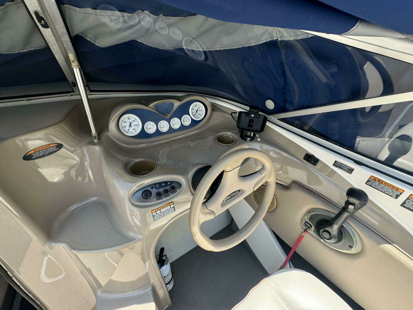 2003 Bayliner 212 Capri Cuddy Cabin - Image 7