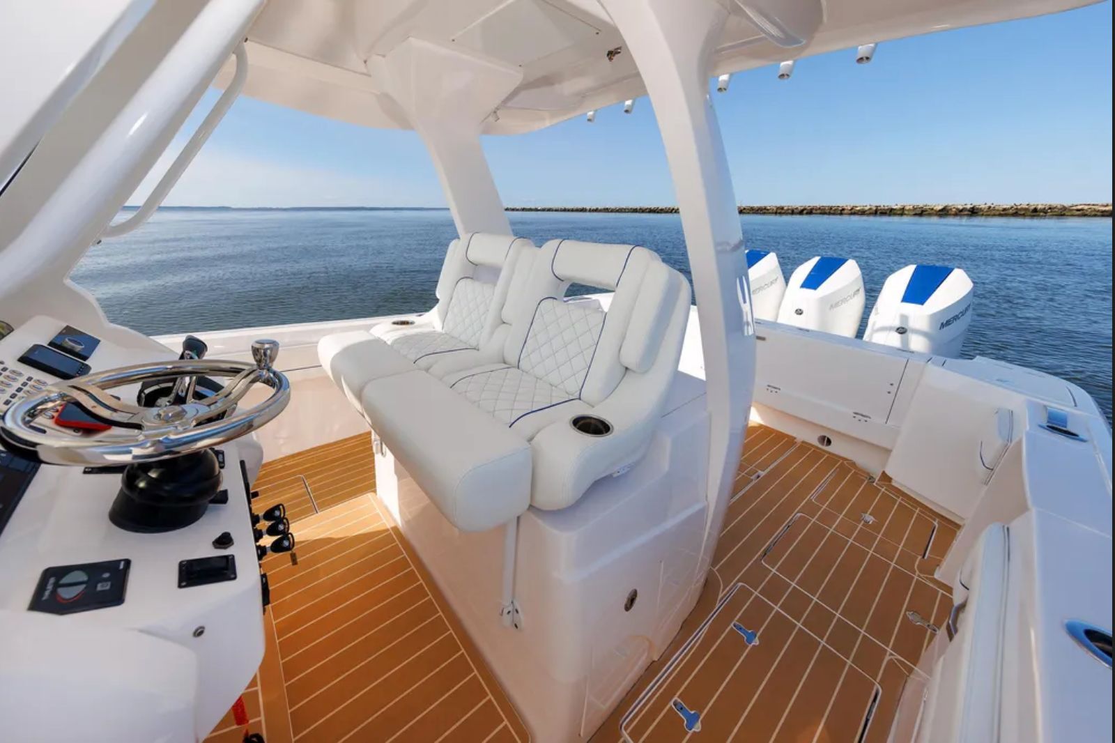 2022 Intrepid 375 Nomad SE - 14