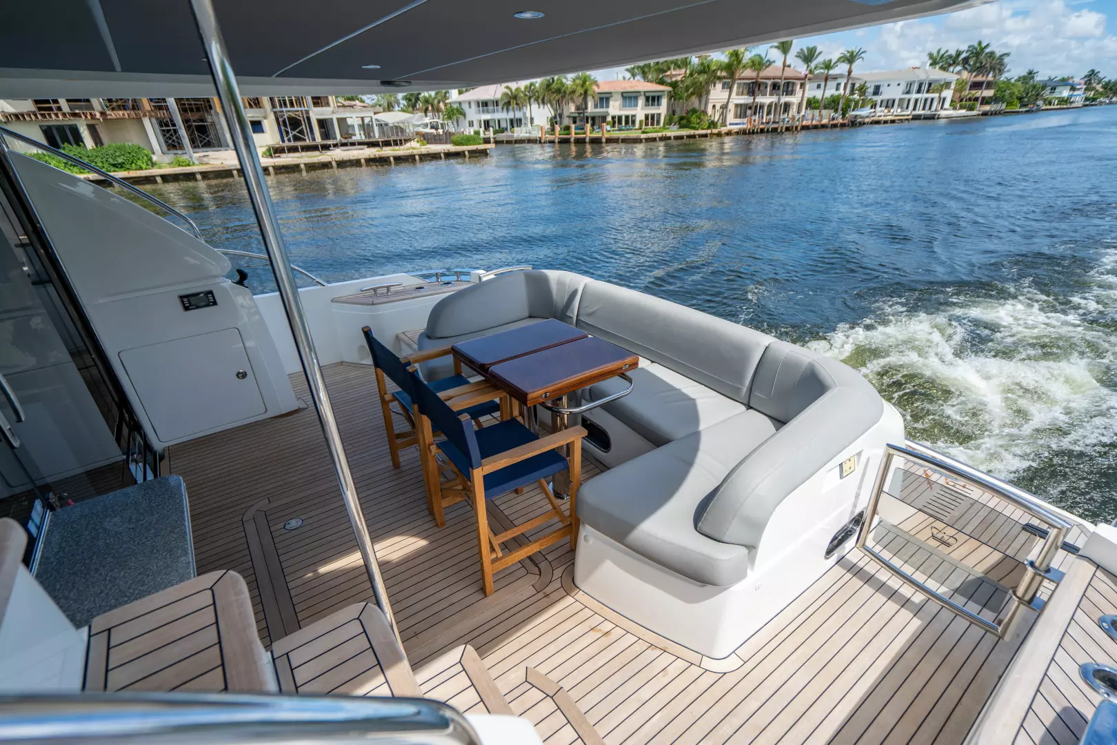 2018 Princess F62 - Image 17