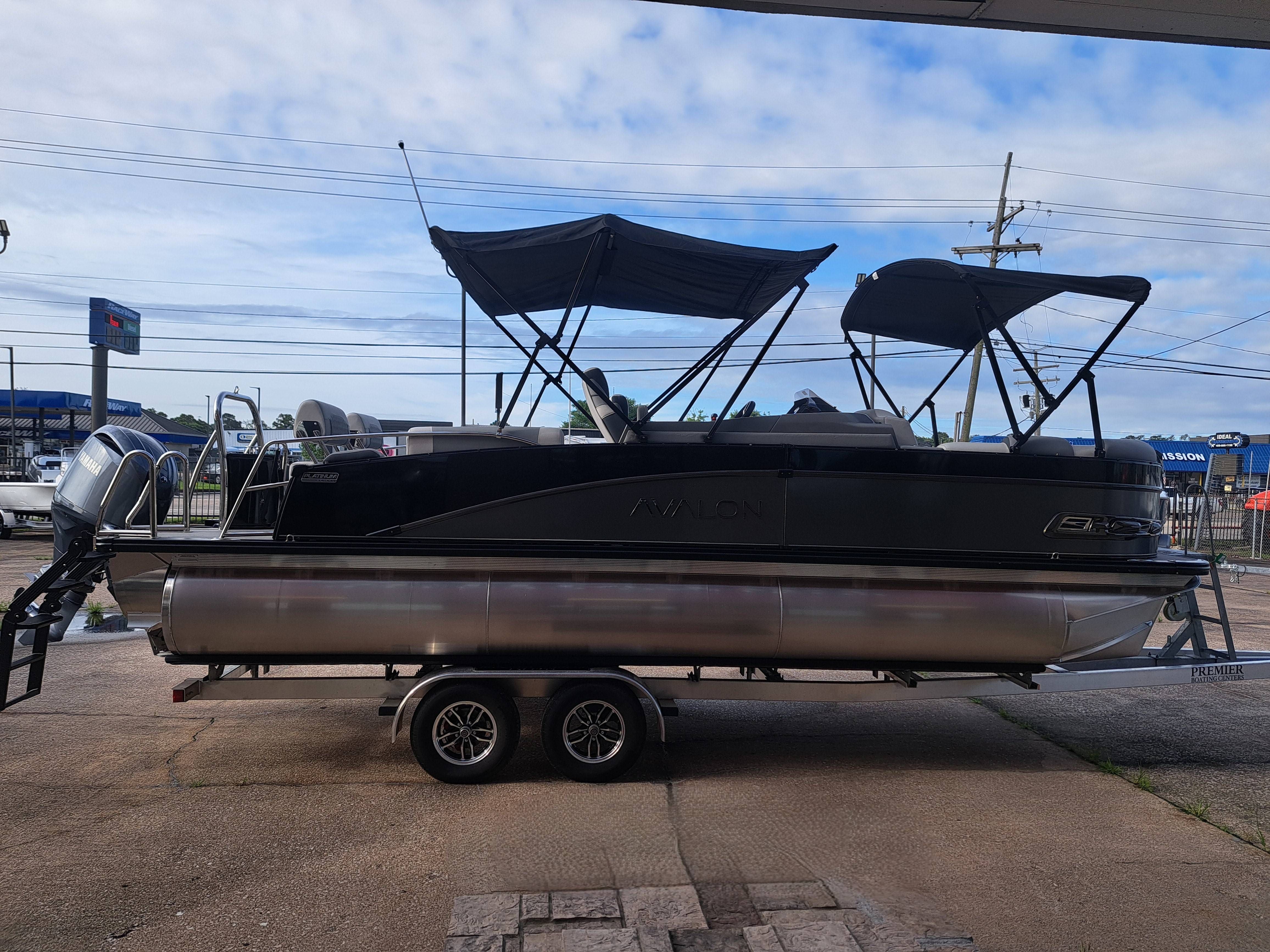 2025 Avalon Catalina Quad Lounge Shift - 23' - 5