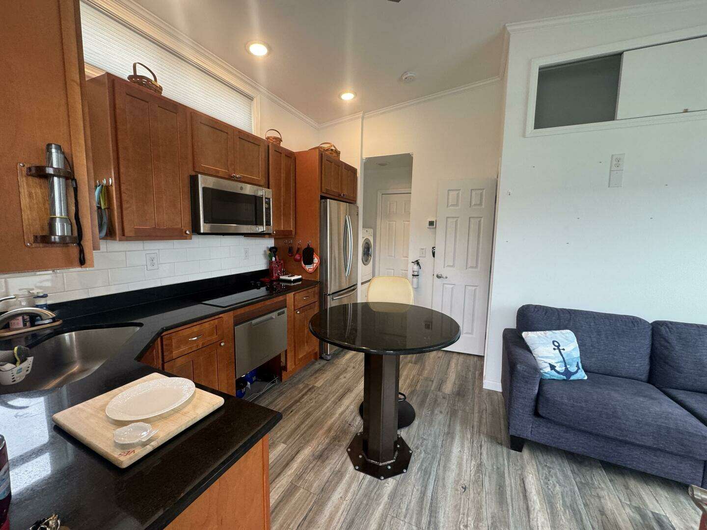 2019 Harbor Home Cozy Cottage 52' x 16' Tiny Boat - Image 31
