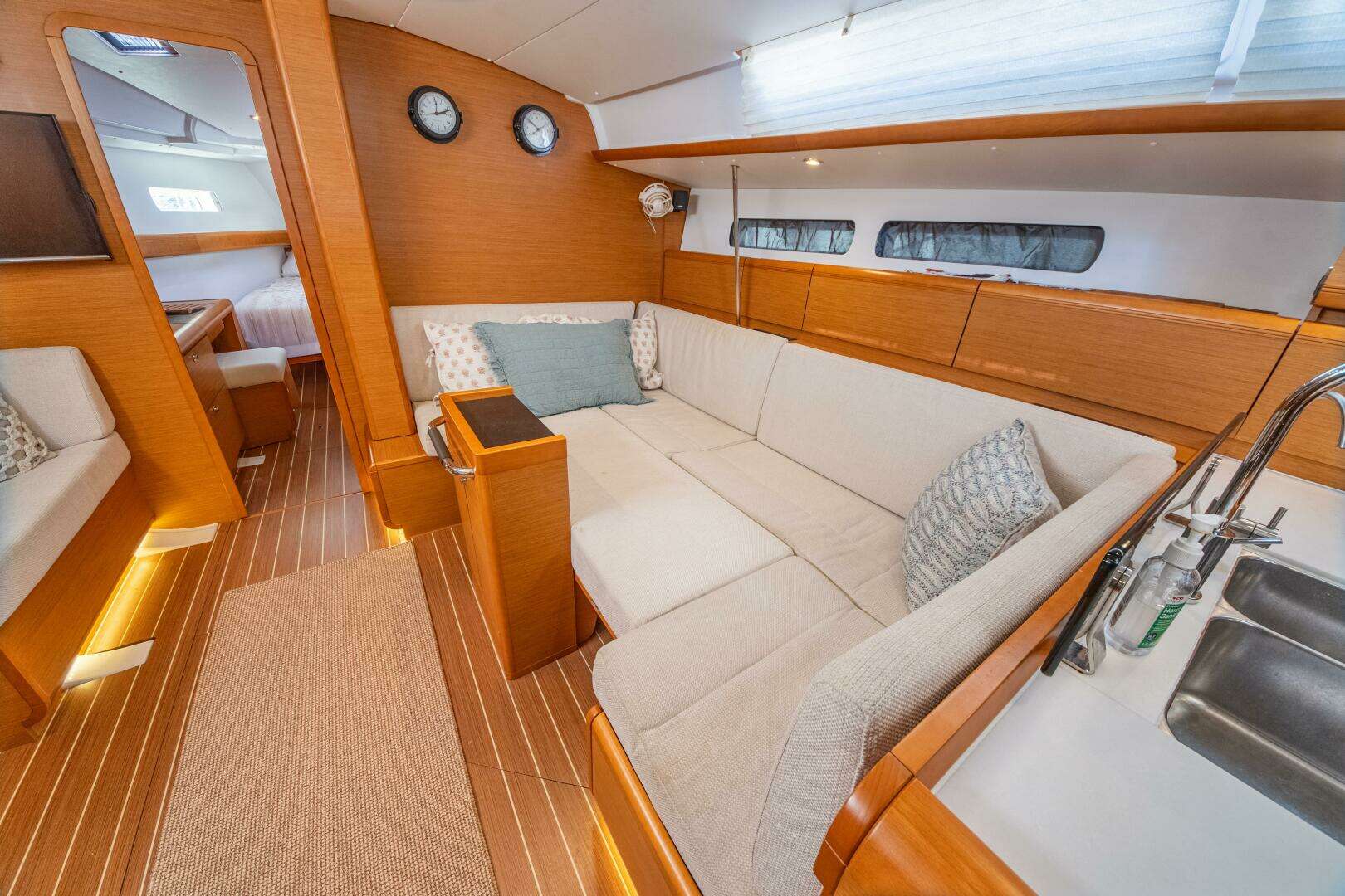 2016 Jeanneau 439 - Image 56