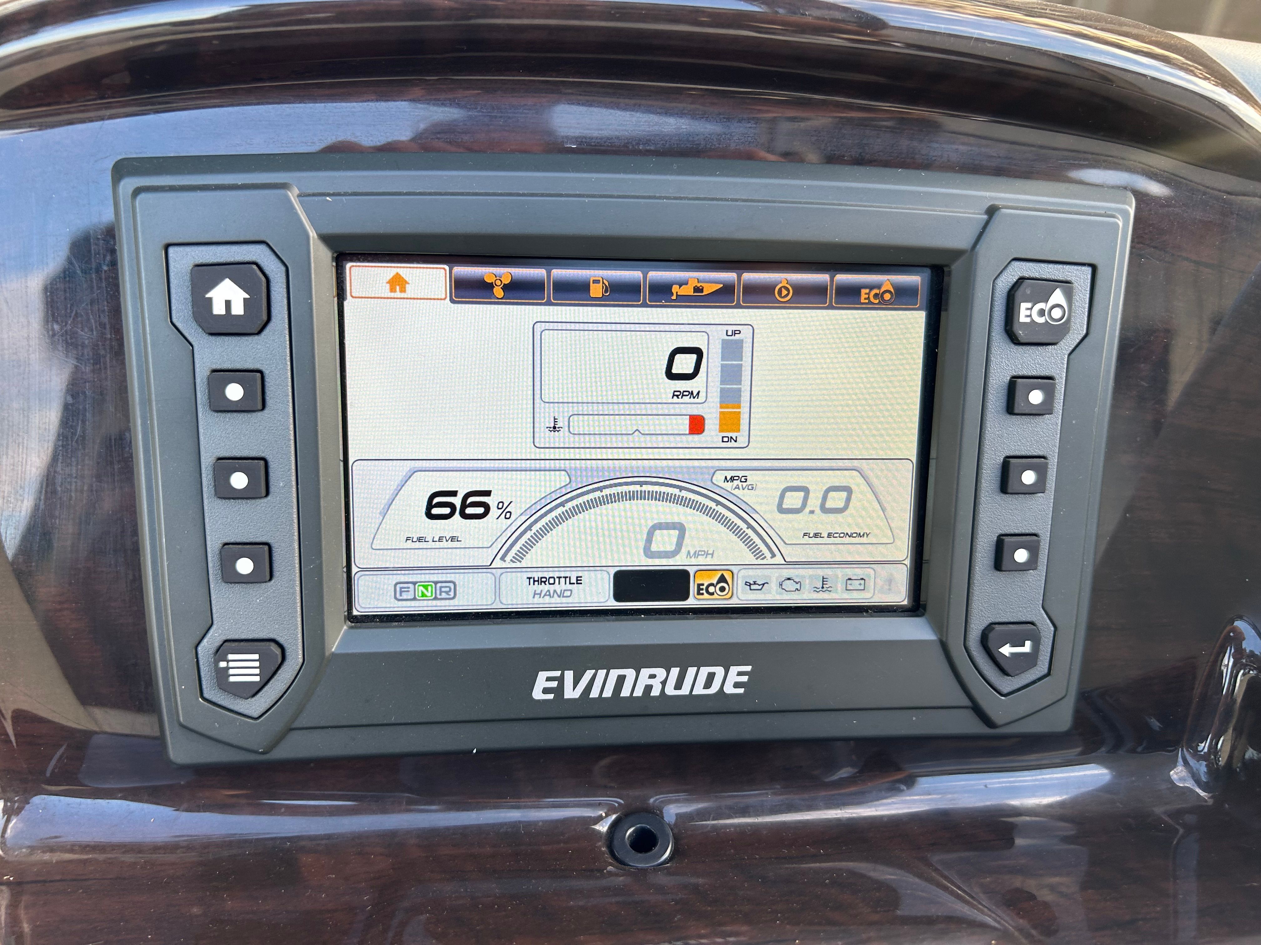 2017 Bennington 25 QX - 53
