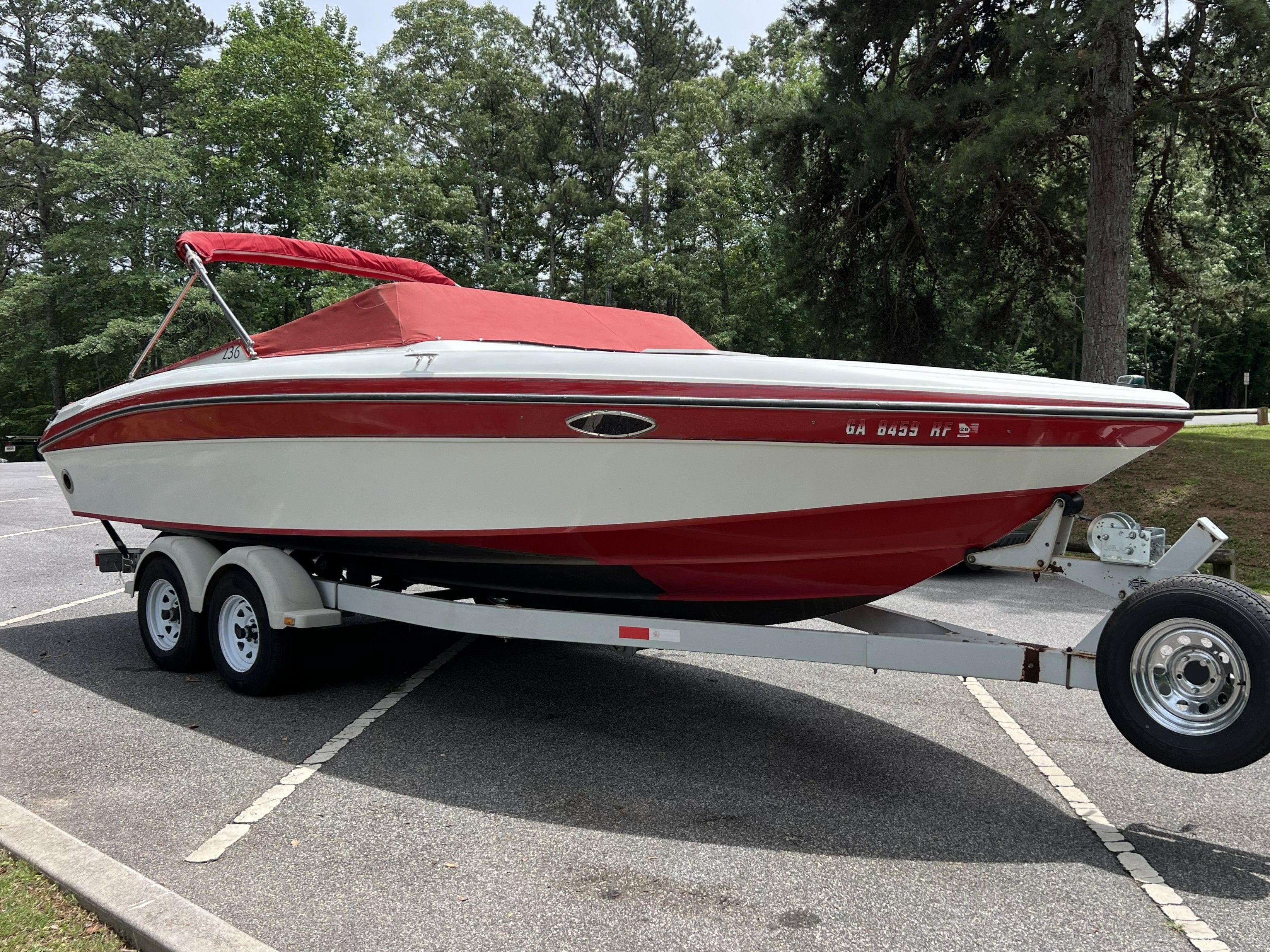 1990 Rinker 236 Sport Cuddy - 18
