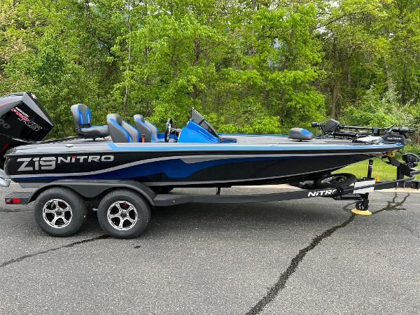2025 Nitro Z19 Pro