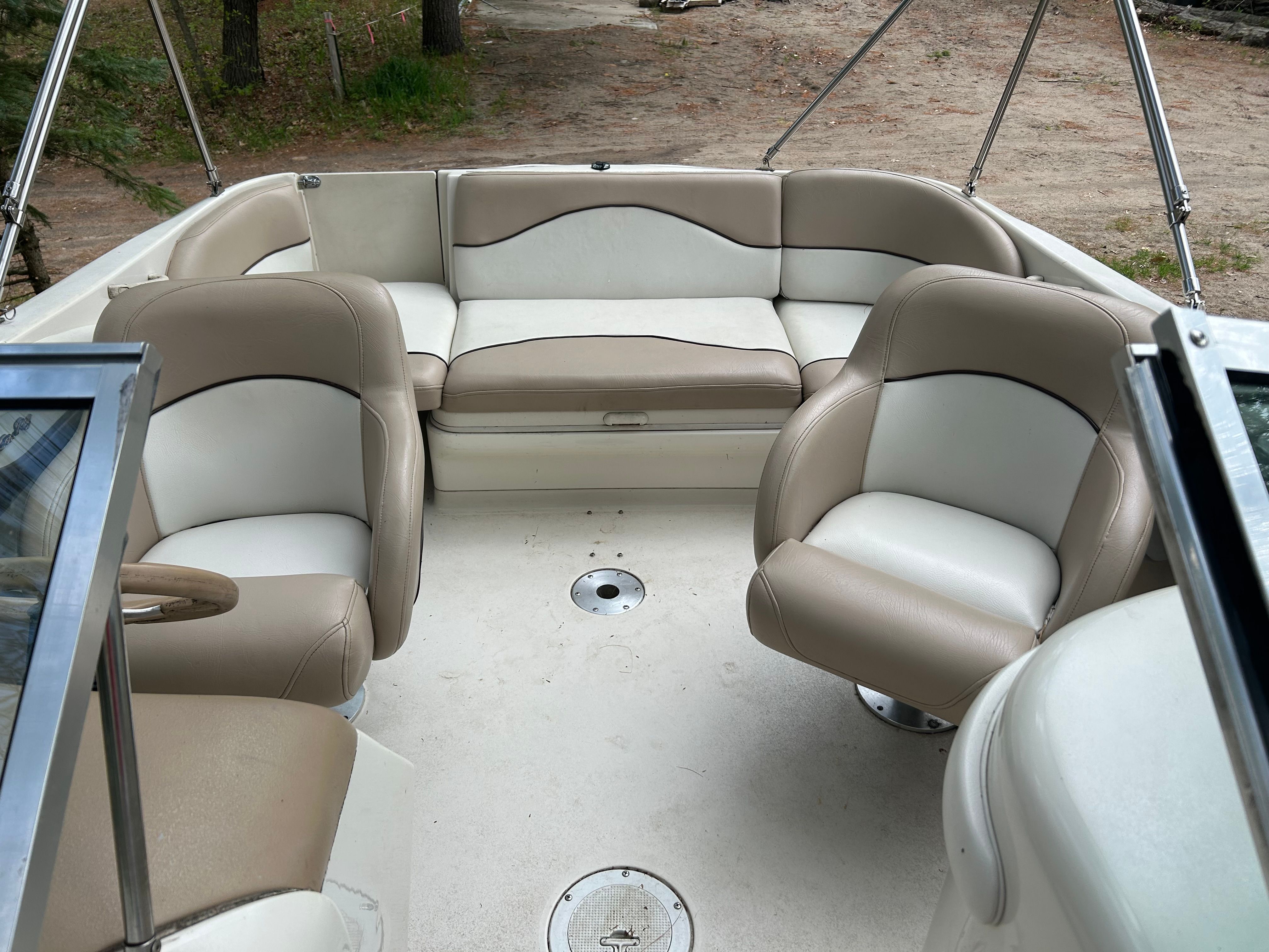 1999 Sea Ray 210 Sundeck - 2