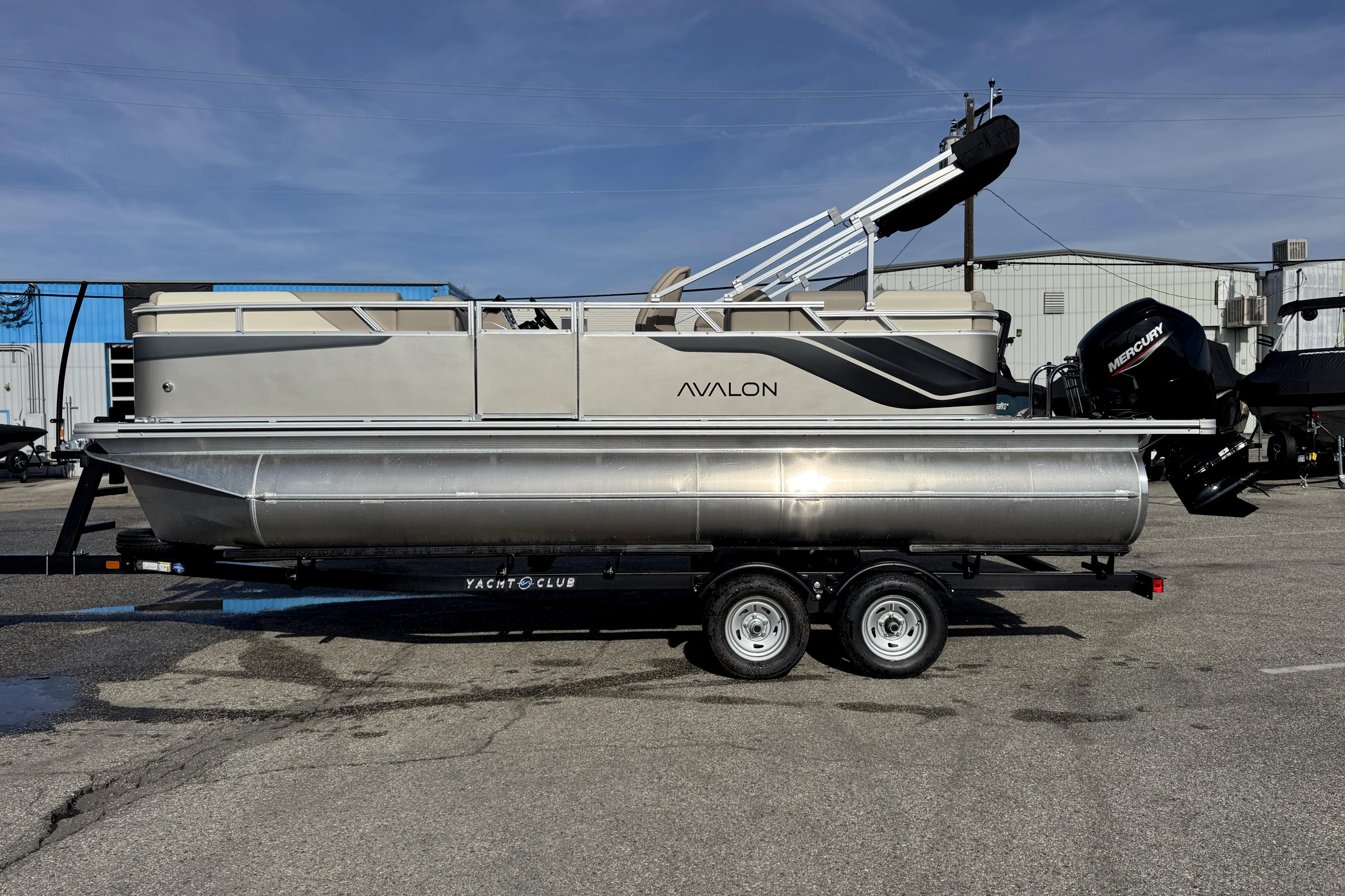 2026 Avalon 2180 23 Venture QL