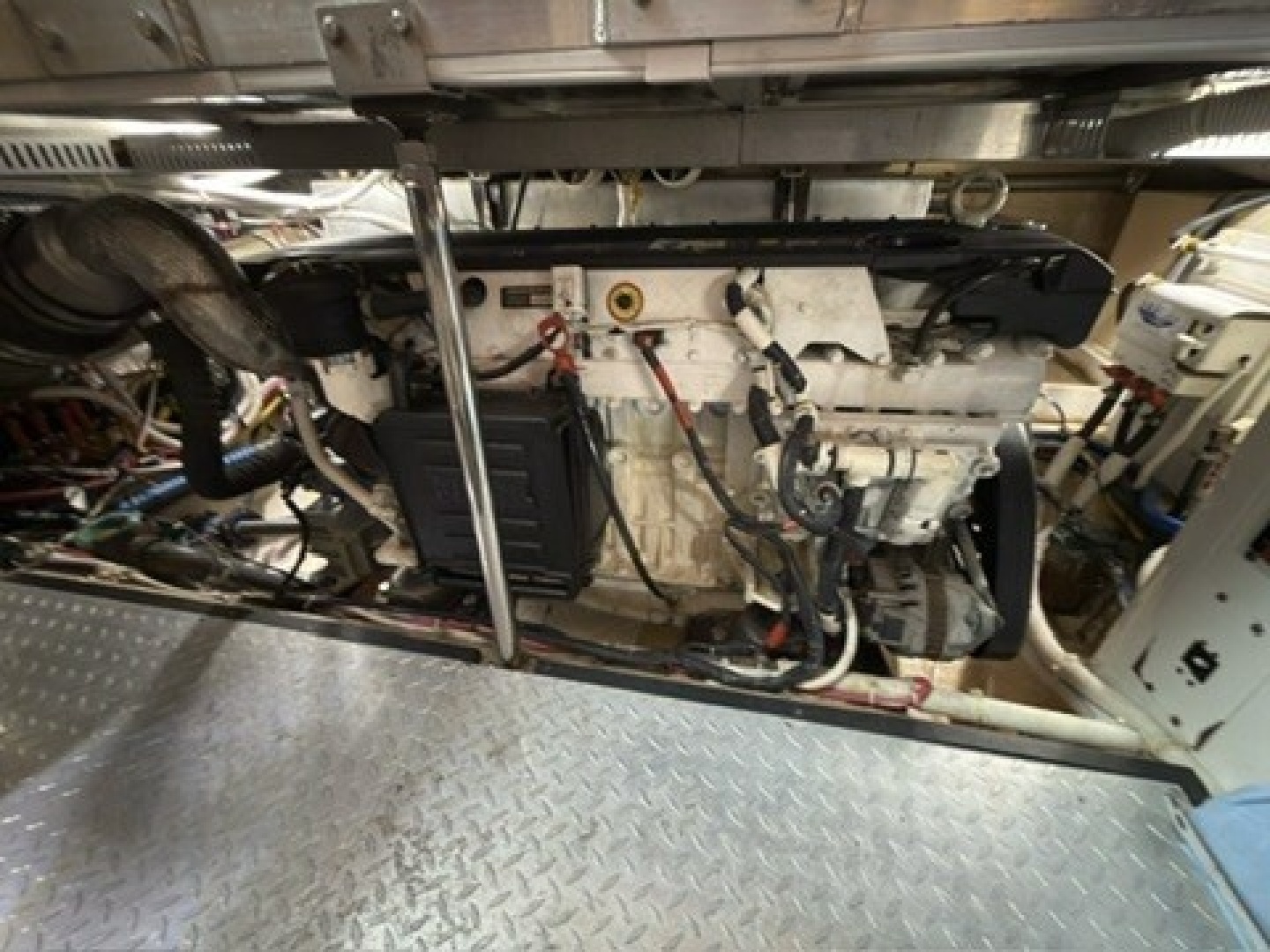 2006 Carver 44 CMY - Image 73