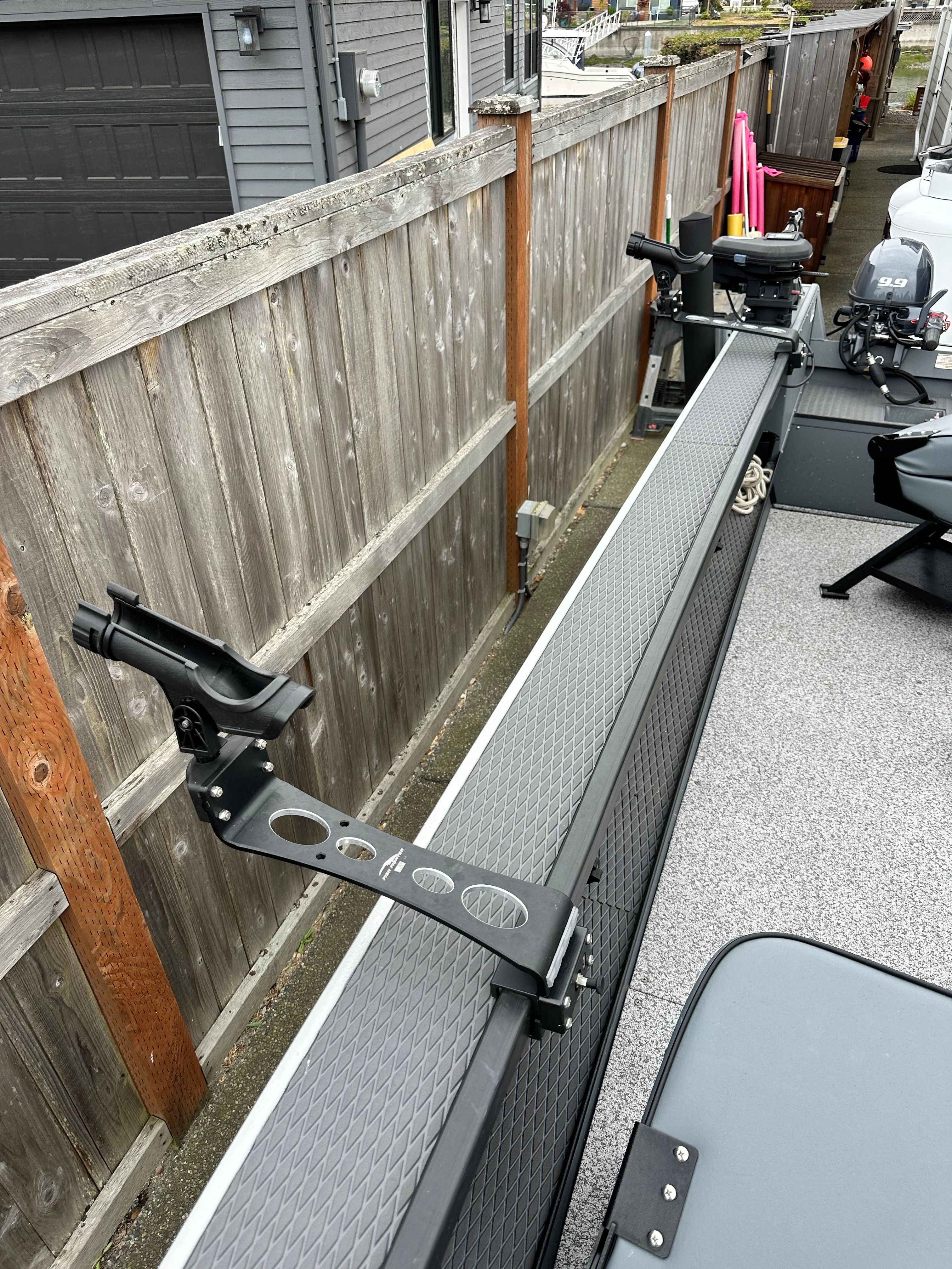 2020 Alumaweld Adventurer 20 - 19
