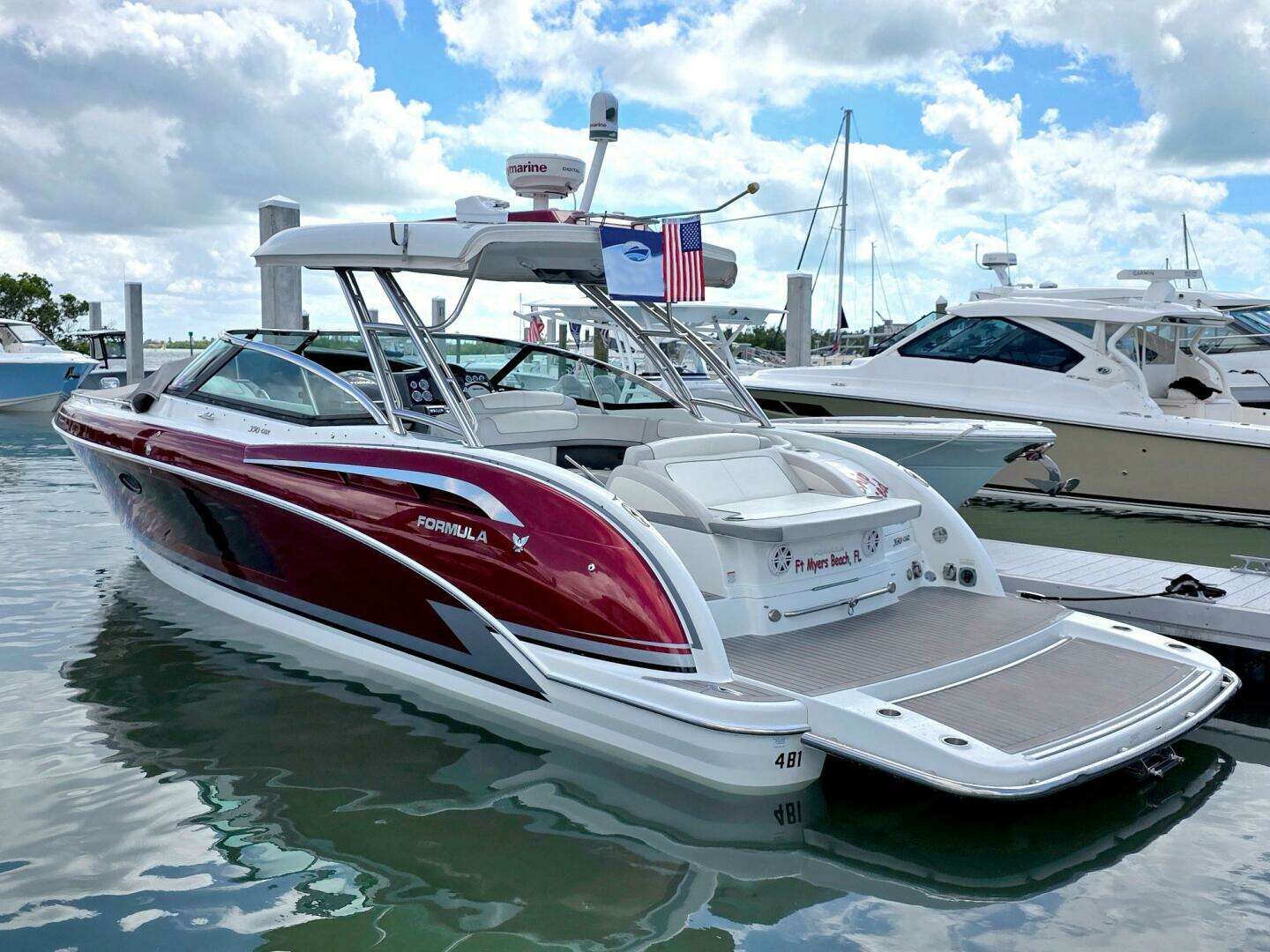 2015 Formula 350 Crossover Bowrider - Image 8