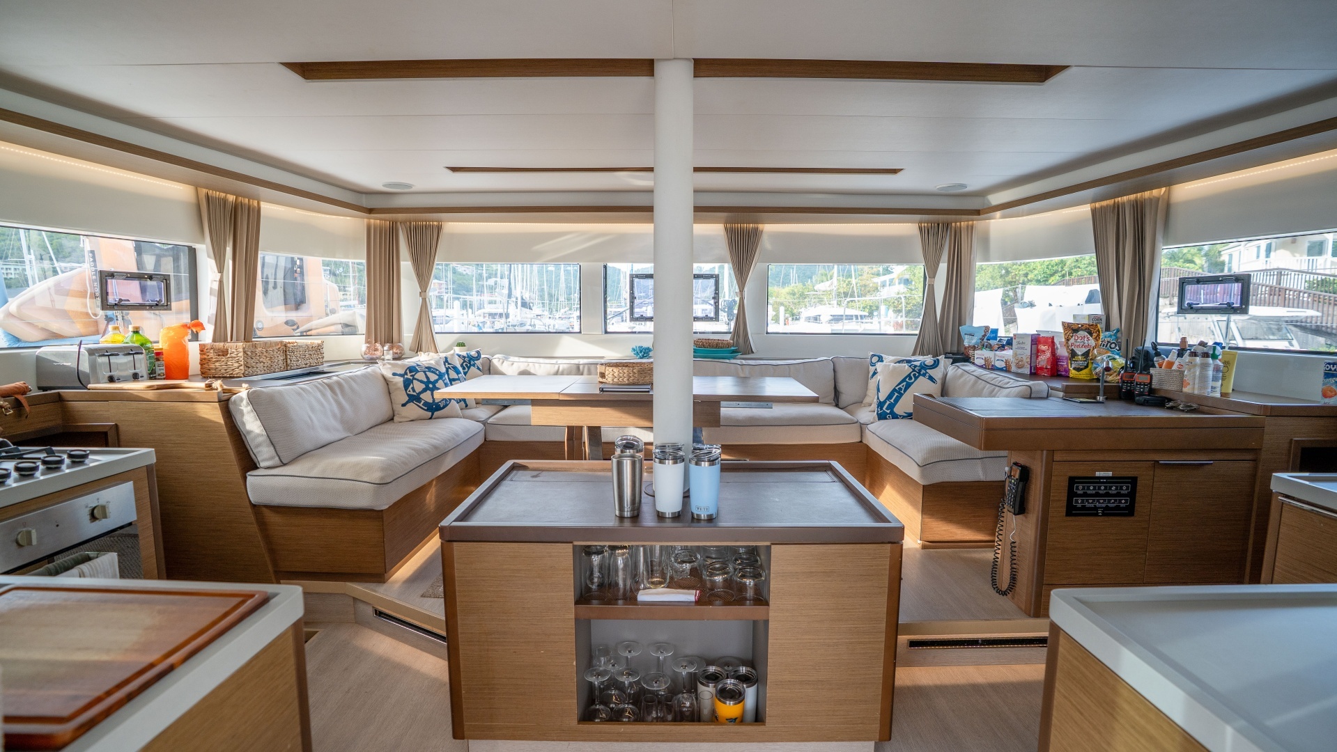 2019 Lagoon 50 - Image 12