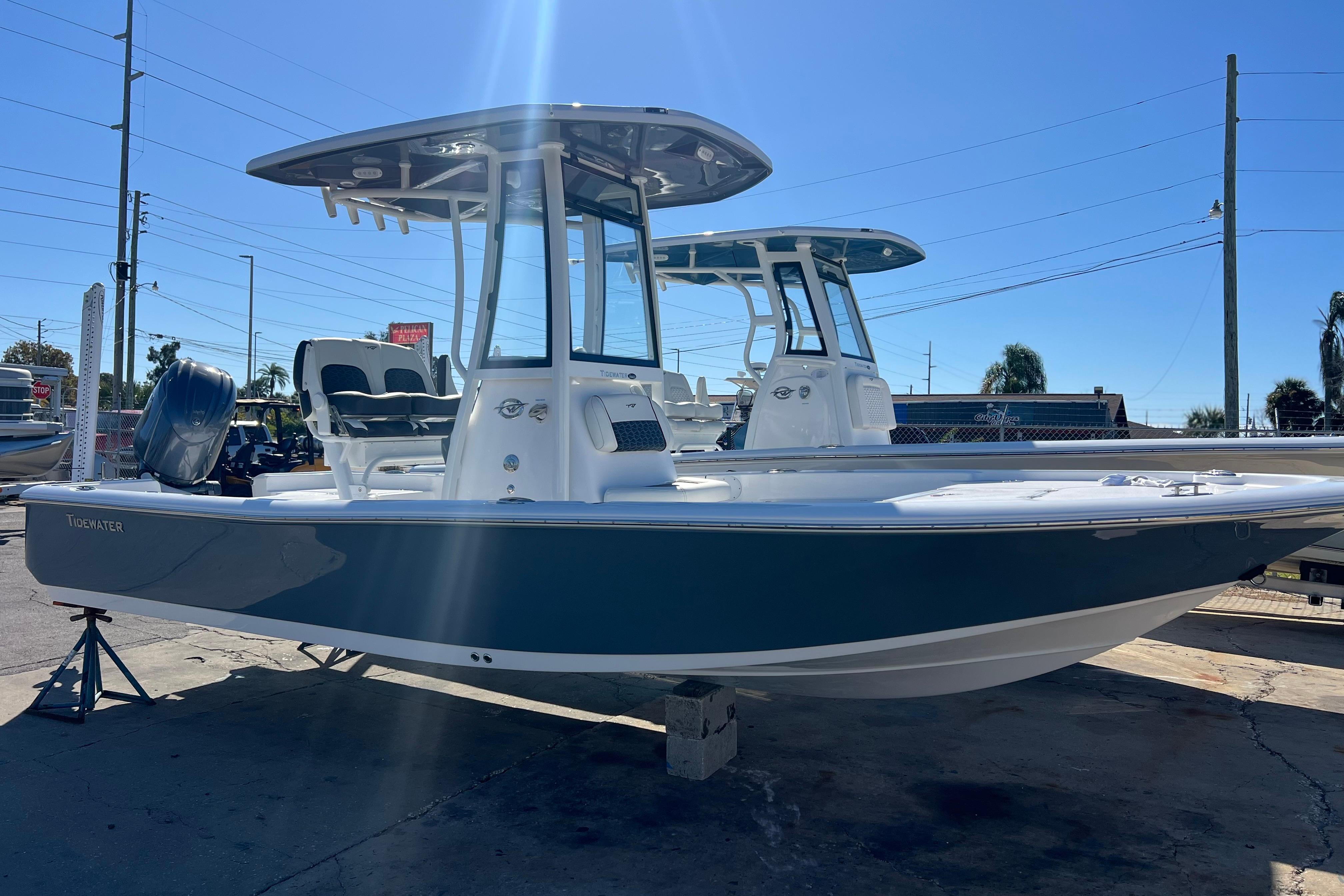 2026 Tidewater 2210 Carolina Bay