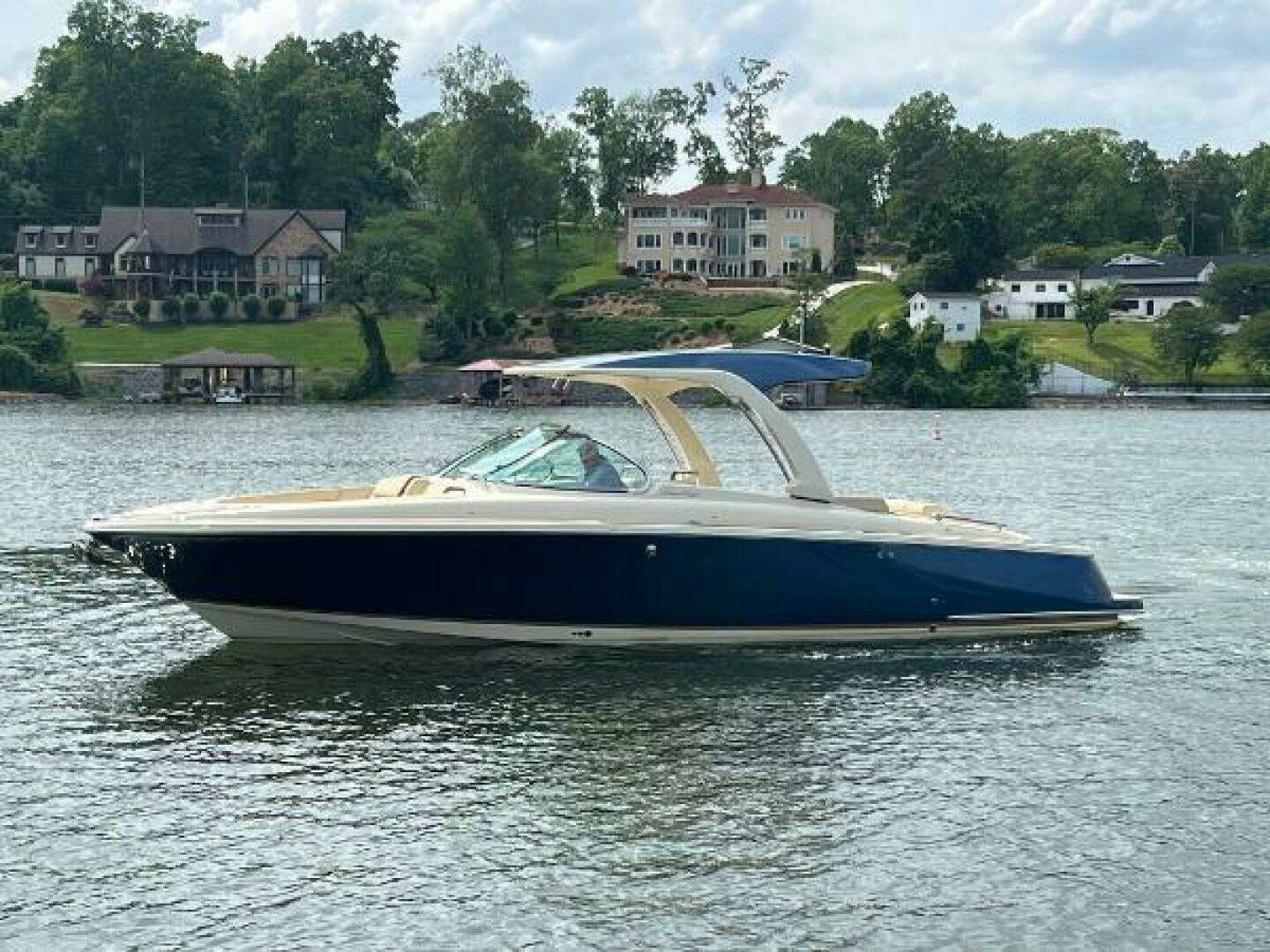 2020 Chris-Craft Launch 31 GT - Image 86