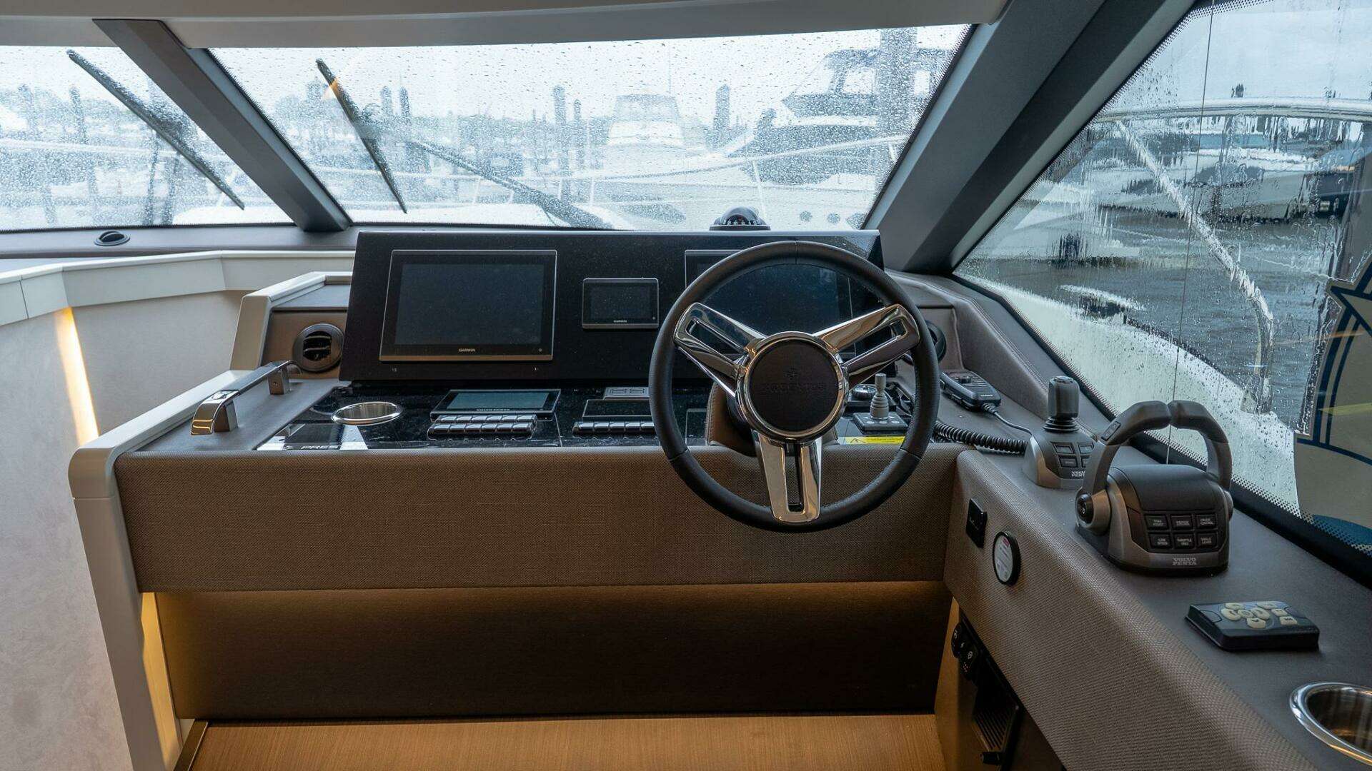 2025 Prestige F4.9 - Image 40