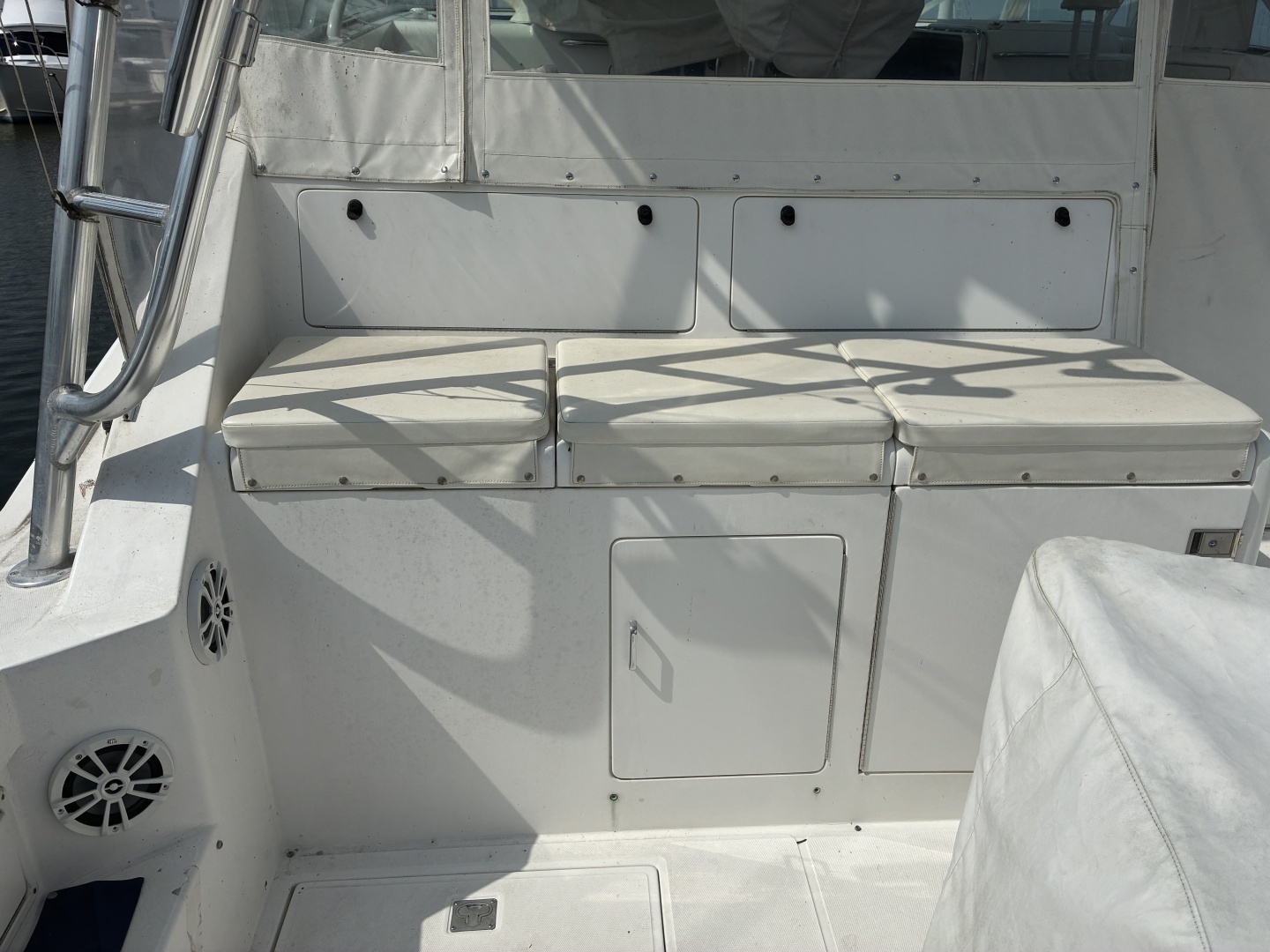 2000 Cabo 45 Express - Image 39