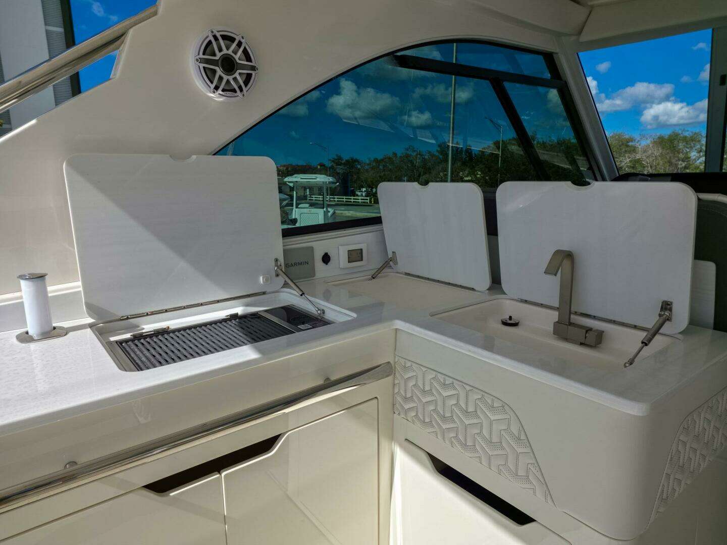 2025 Regal LX36 - Image 15