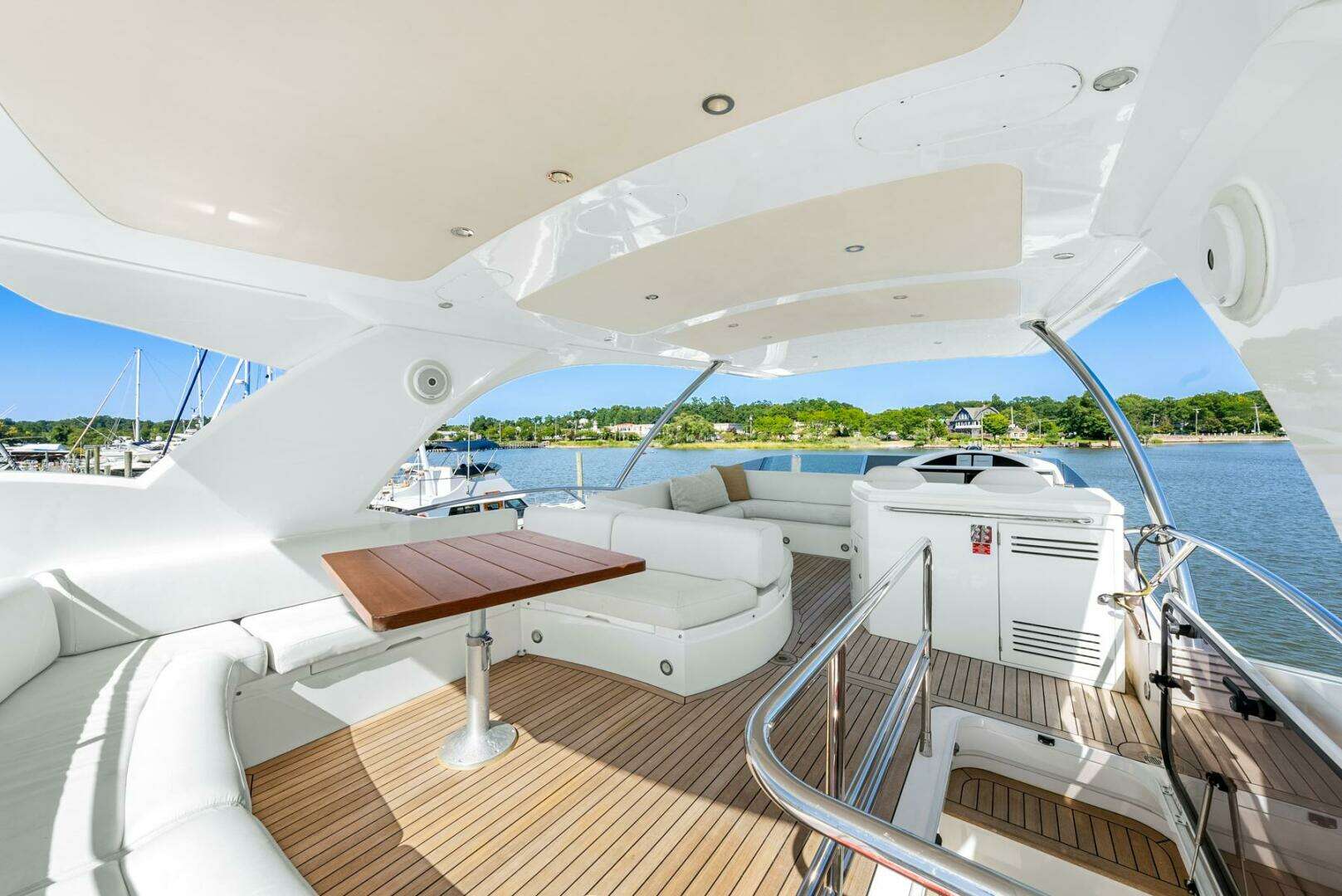 2016 Sunseeker Manhattan 65 - Image 41
