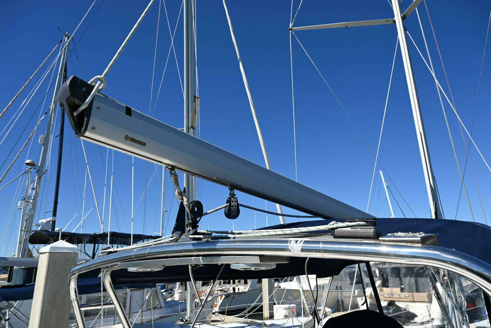 2003 Hunter 456 - Image 82