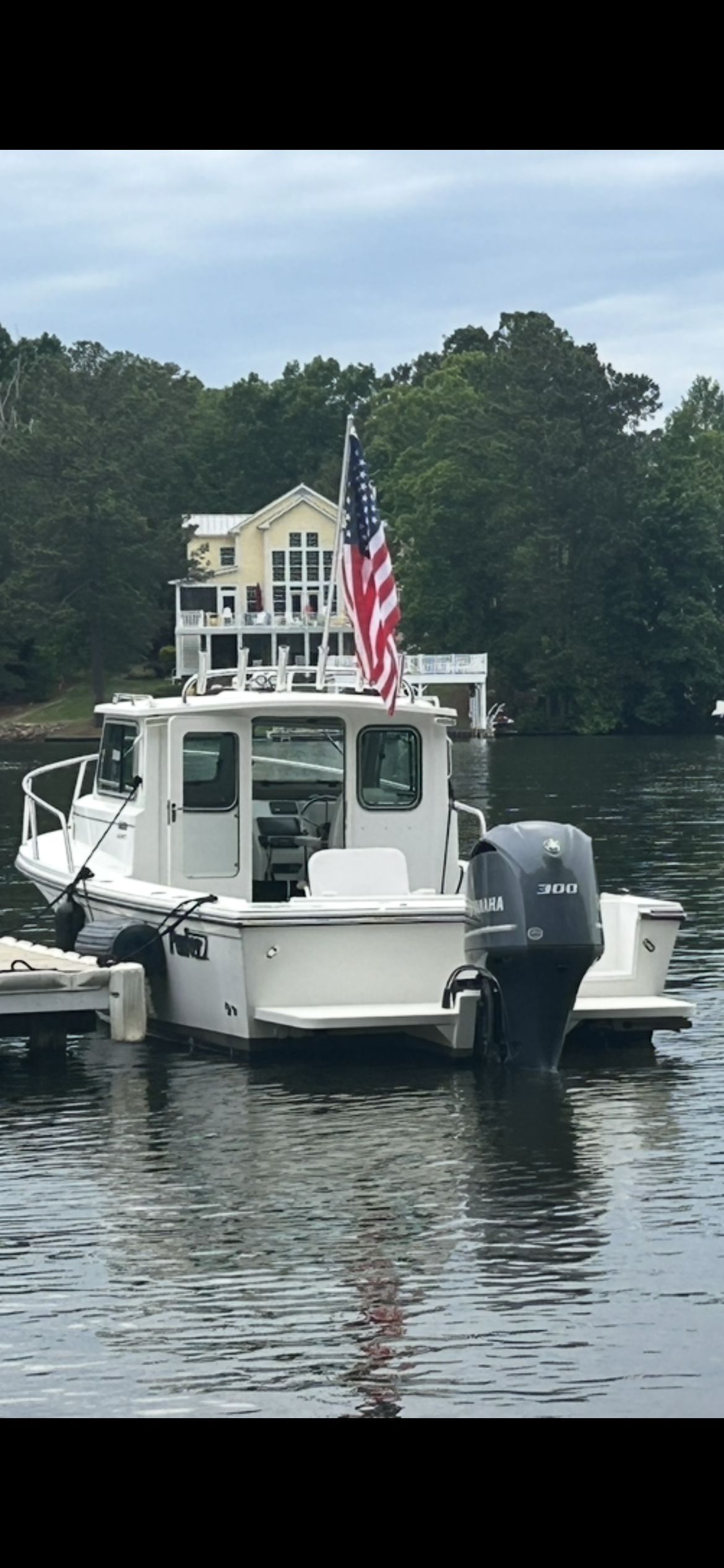 2020 Parker 2320 Sport Cabin - 2