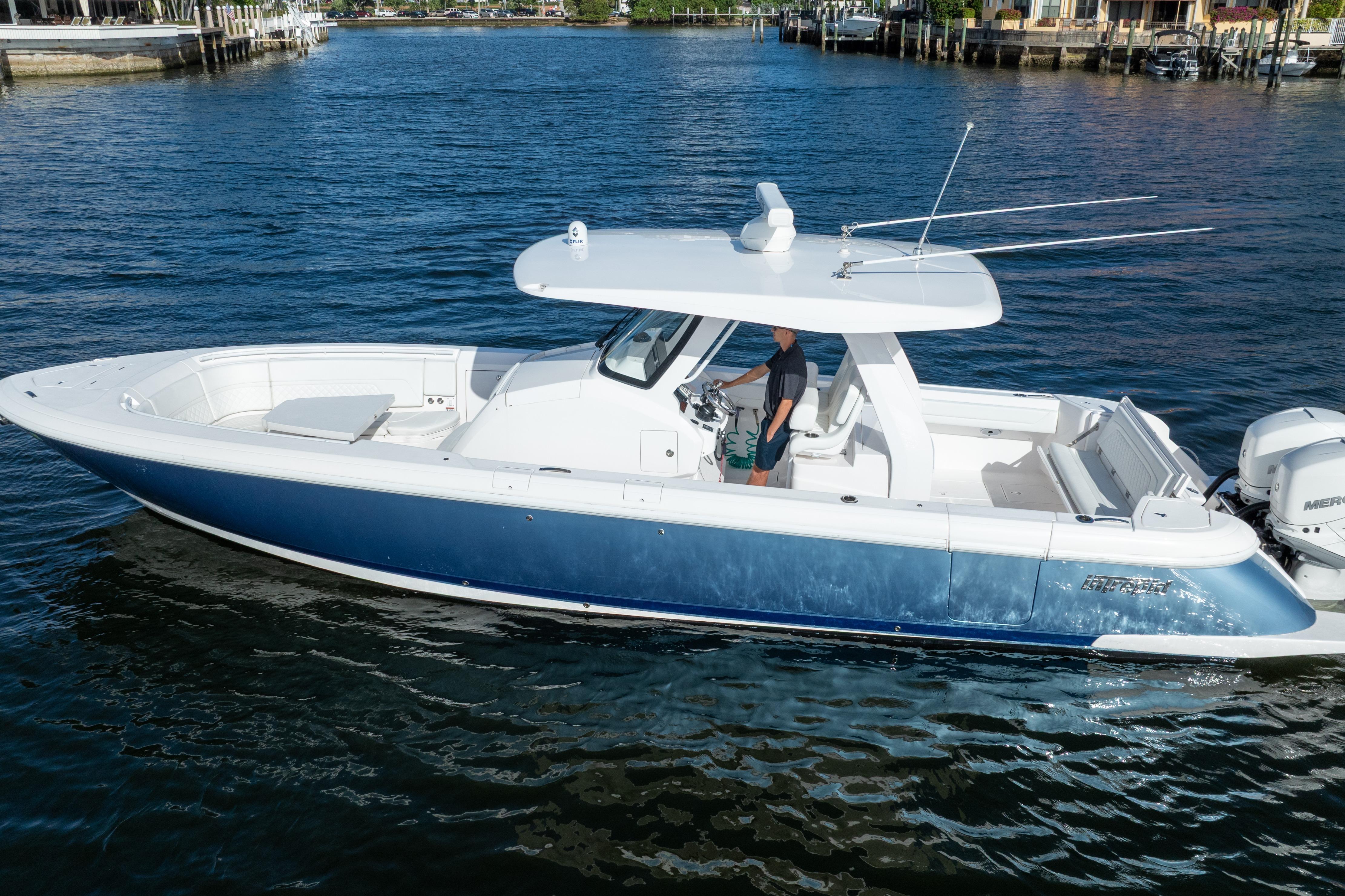 2022 Intrepid 345 Nomad SE