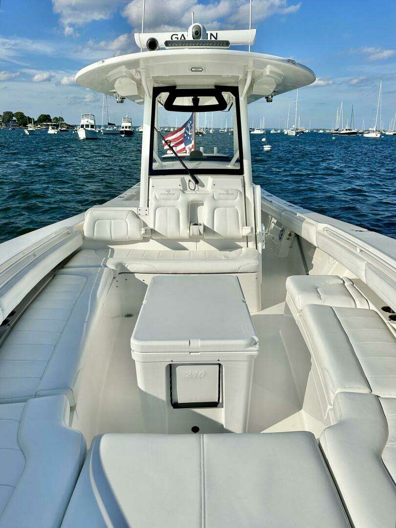 2021 Regulator 34SS - Image 24