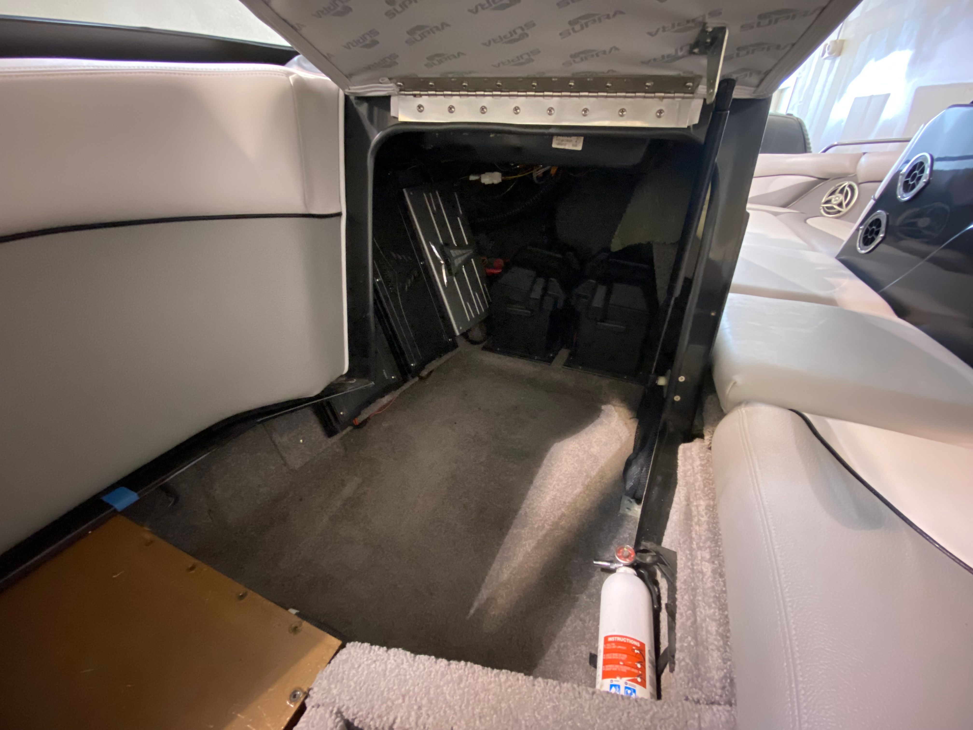 2008 Supra Launch 22 SSV - 41