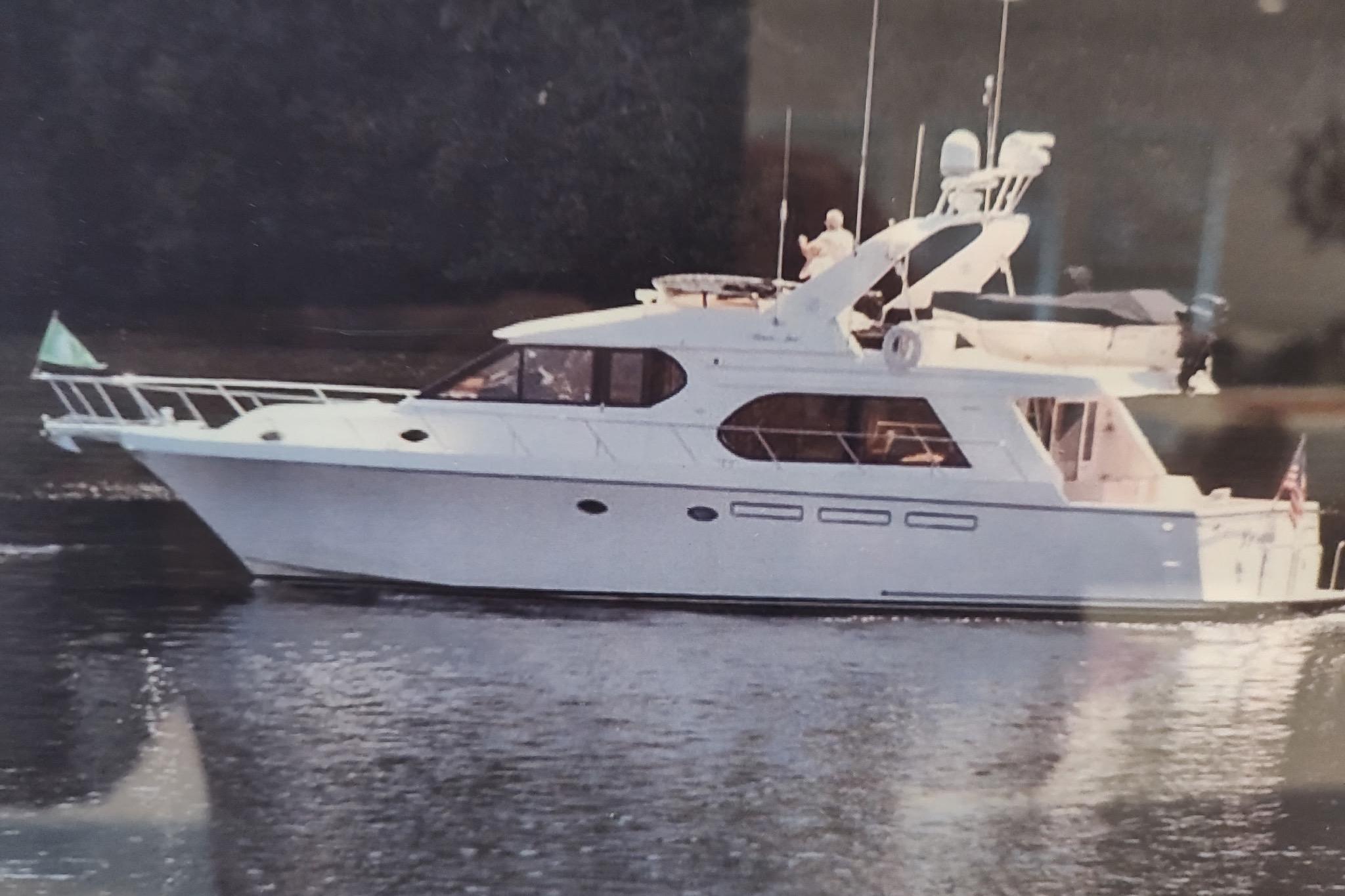 1998 Ocean Alexander 610 Pilothouse
