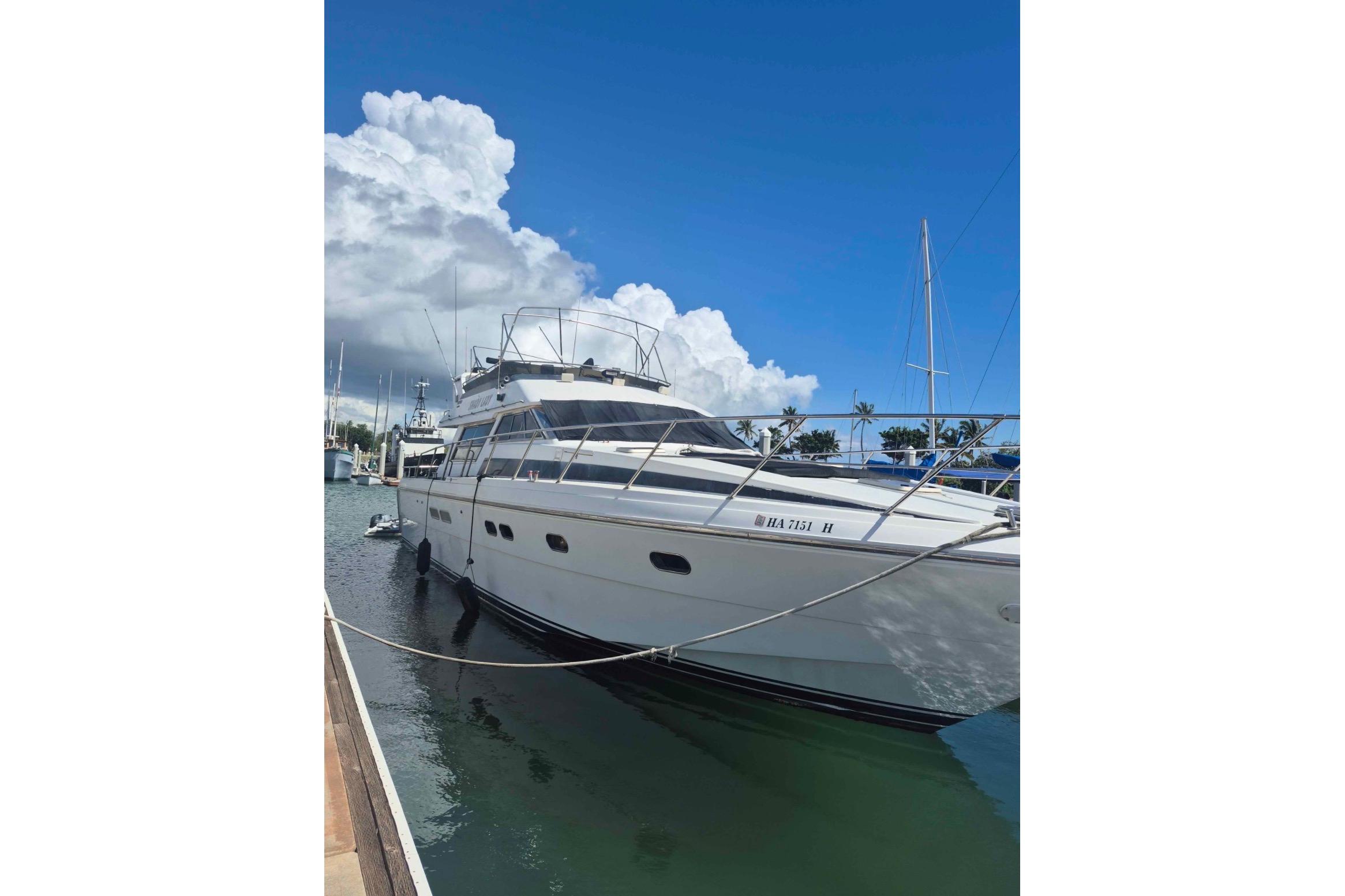 1992 Horizon Power Boat