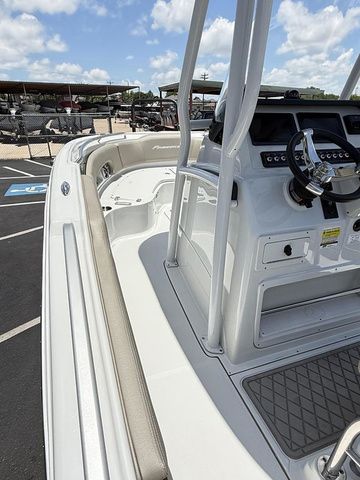 2024 Crownline 210 CC Finseeker - 16
