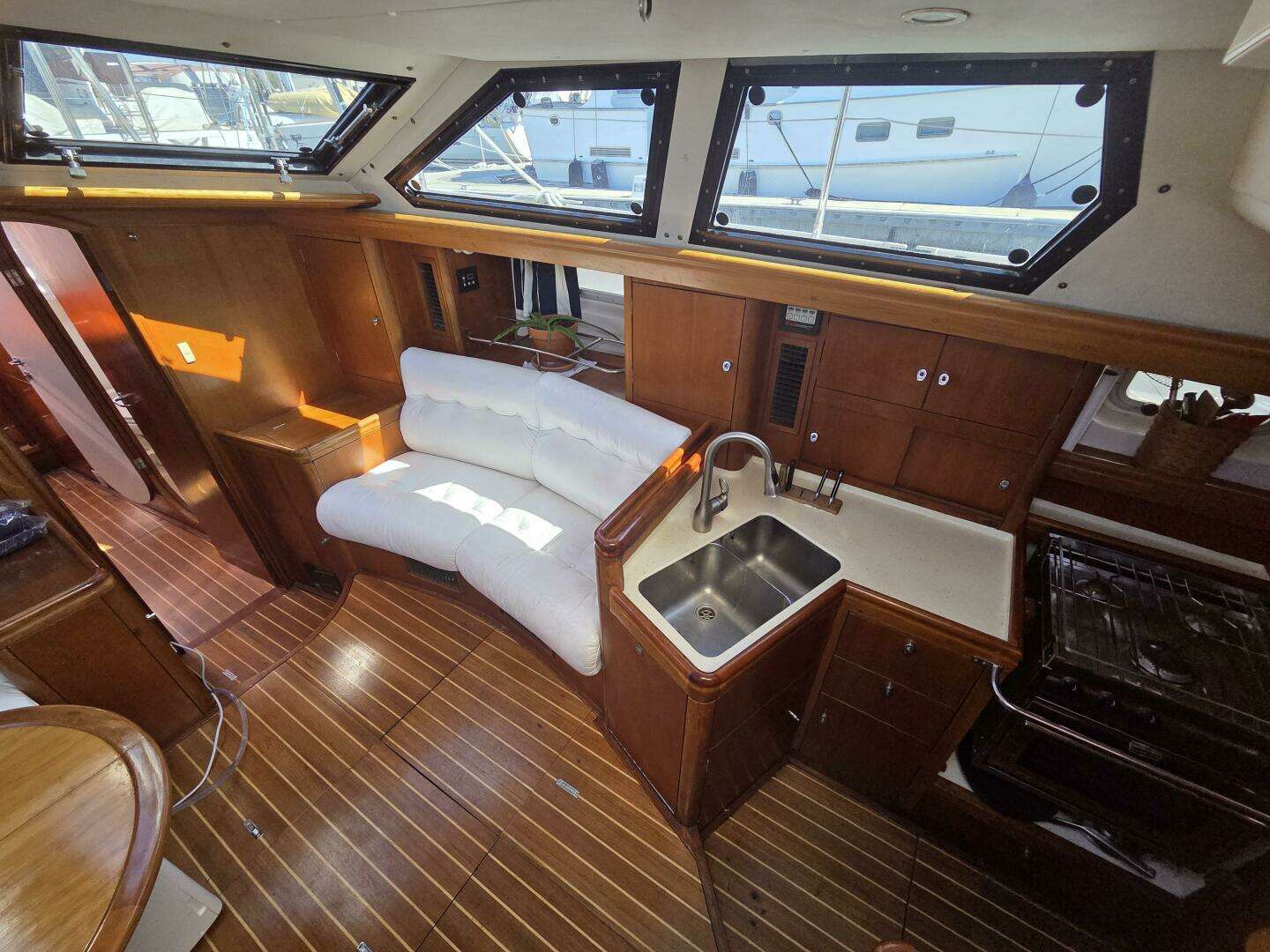 1998 Oyster 485 - Image 8