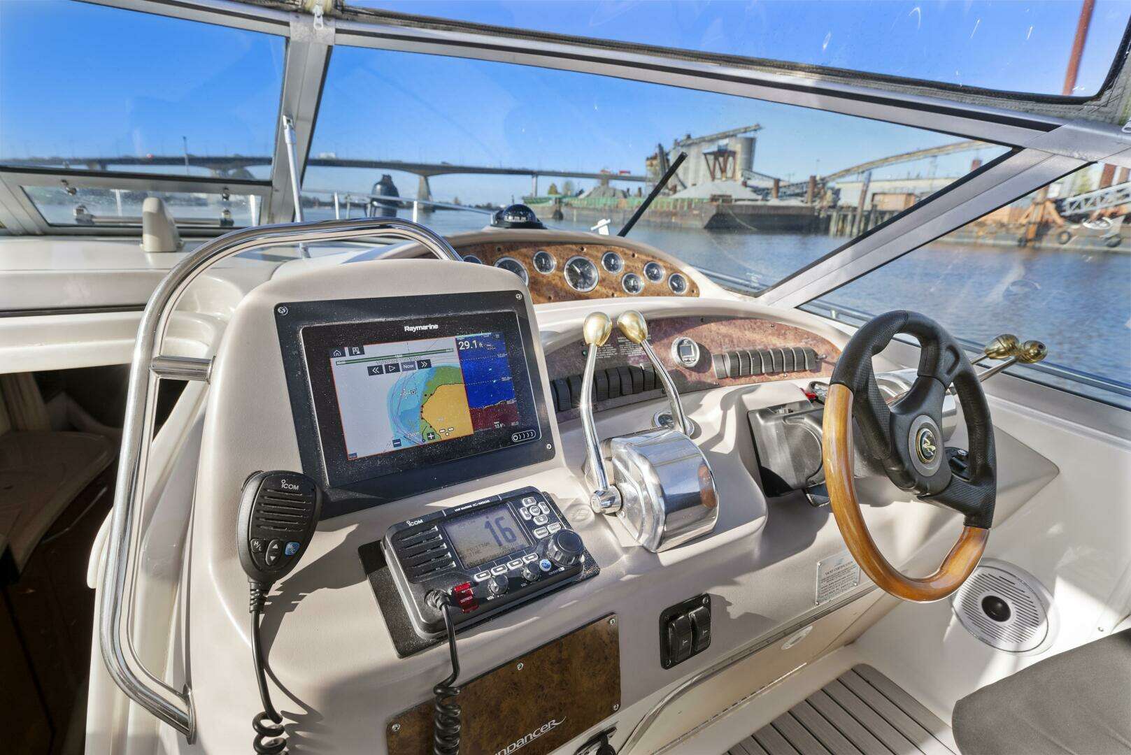 2001 Sea Ray — - Image 7