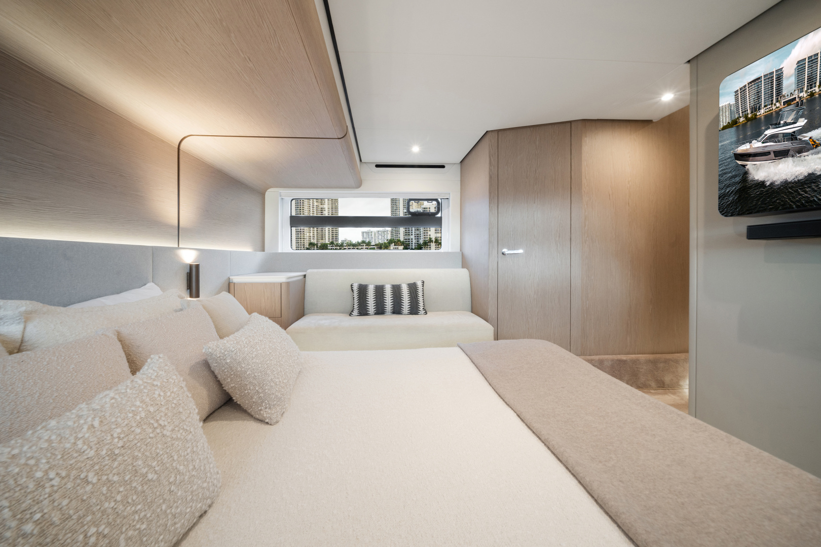 2023 Azimut 53 FLY - Image 23