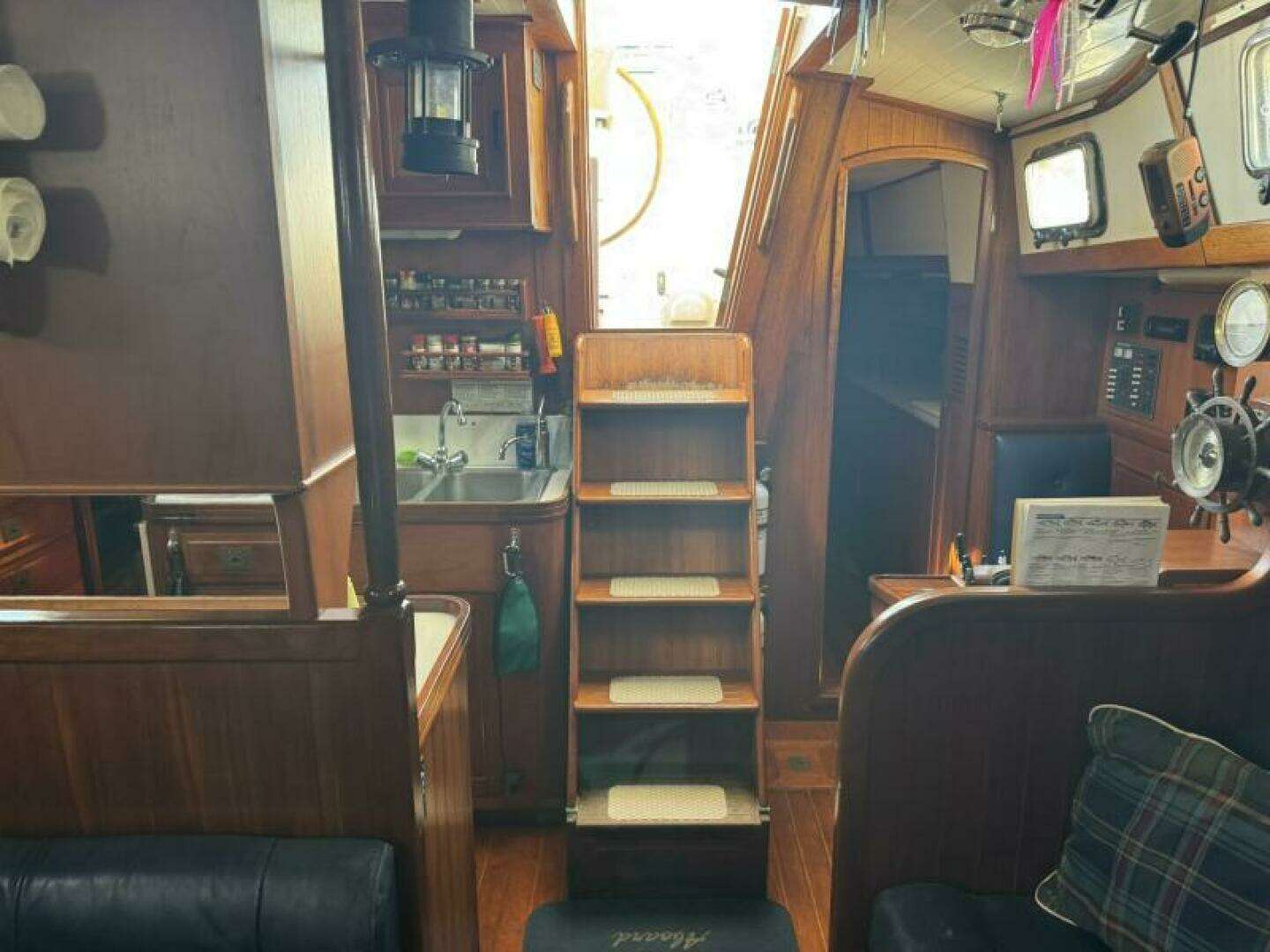 1988 Shannon 50 - Image 85