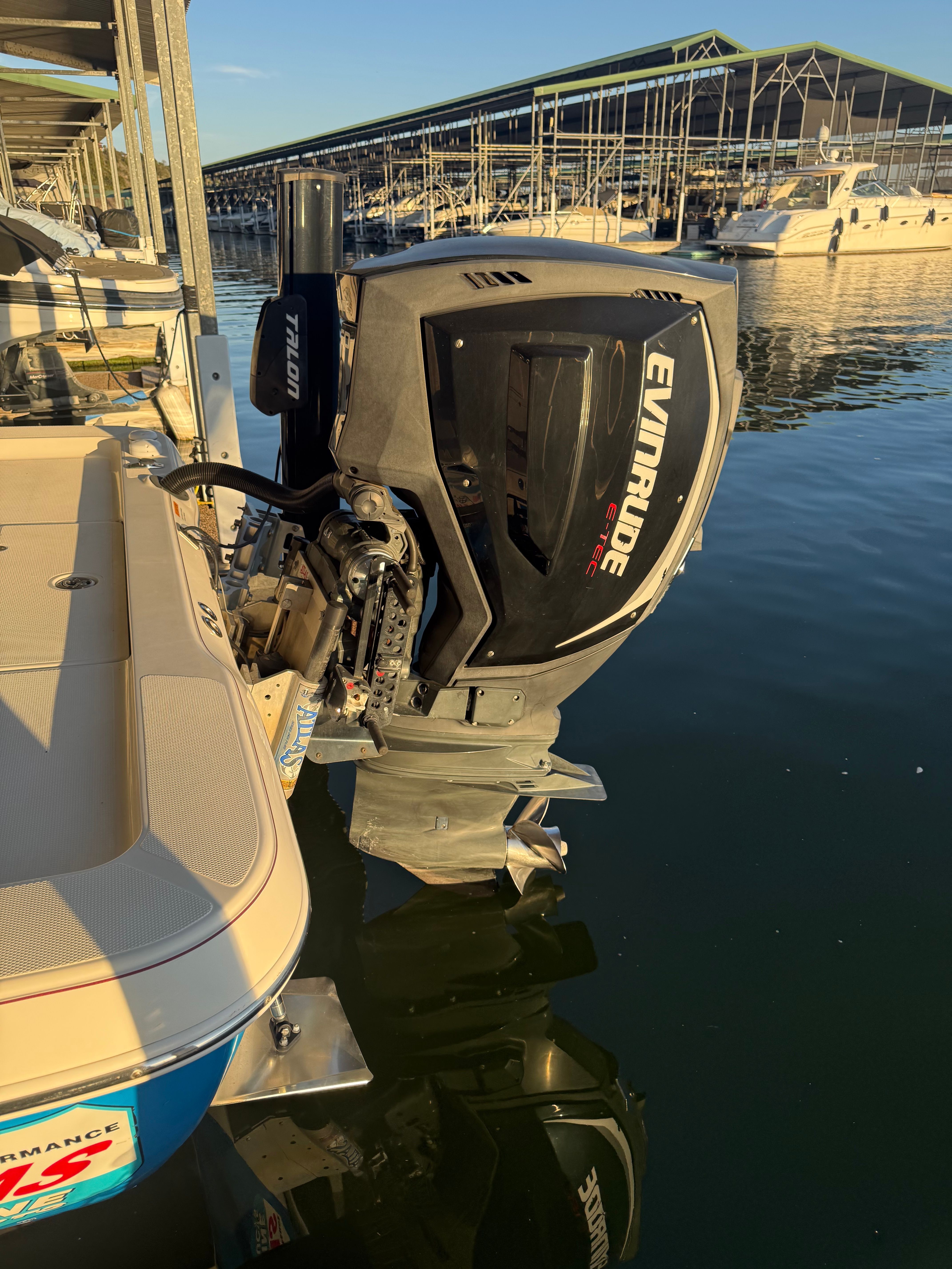 2016 Ranger 2310 Bay Ranger - 11