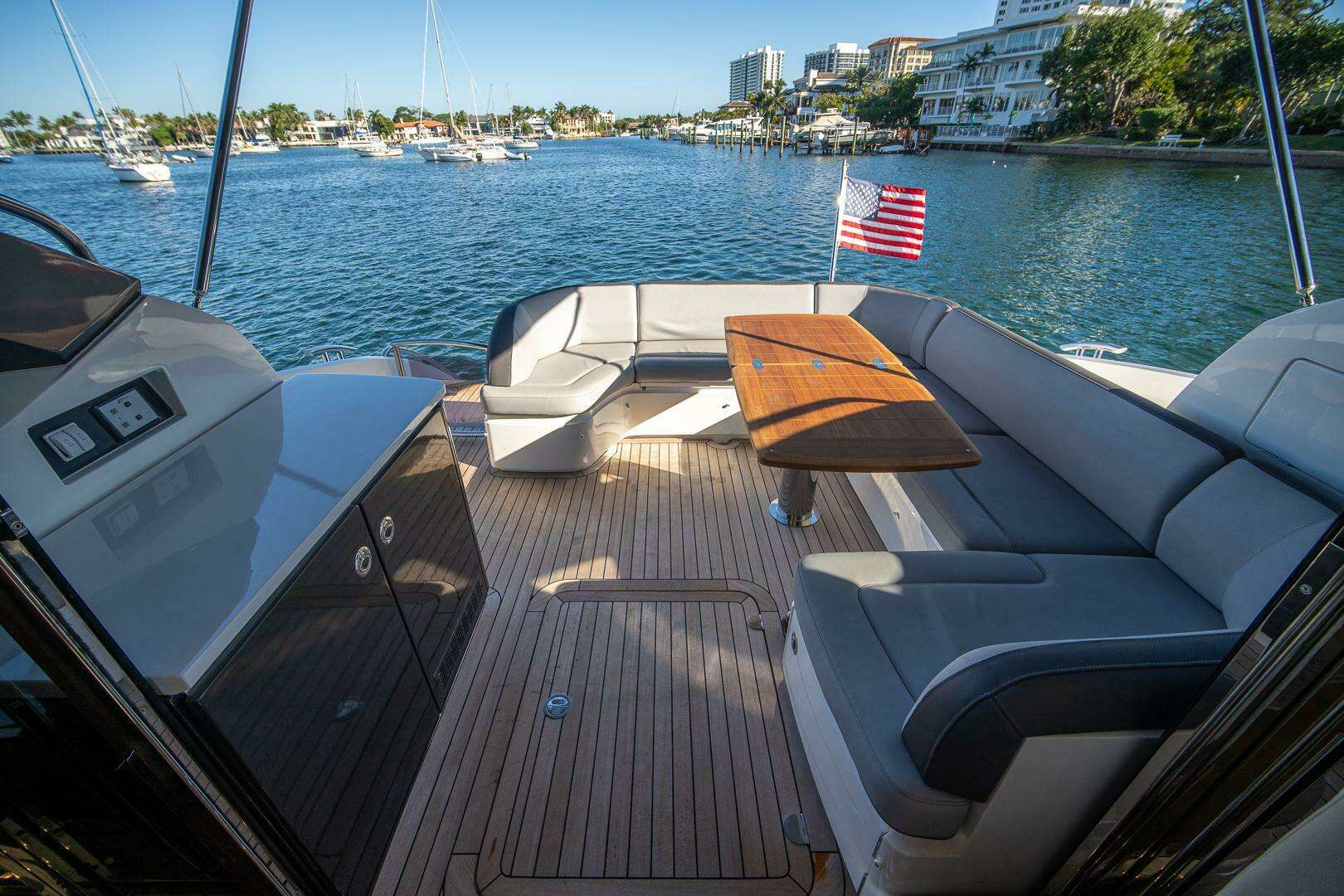 2016 Princess V48 - Image 37