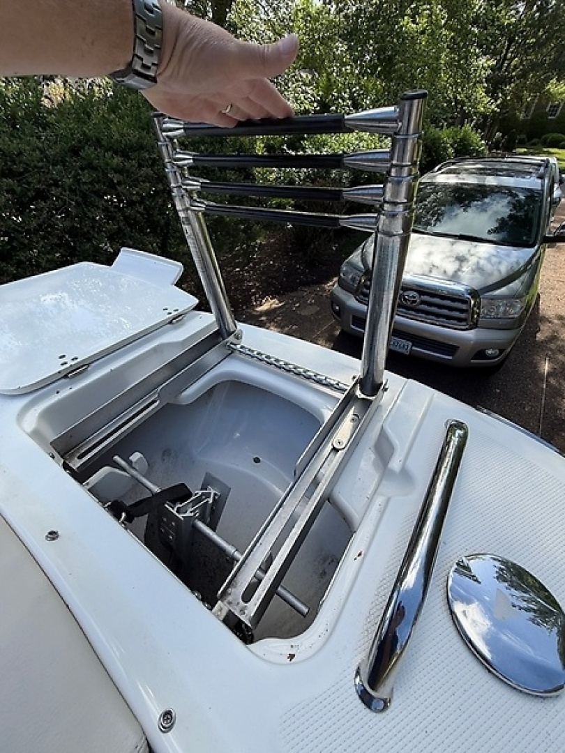 2020 Boston Whaler Vantage 230 - Image 21