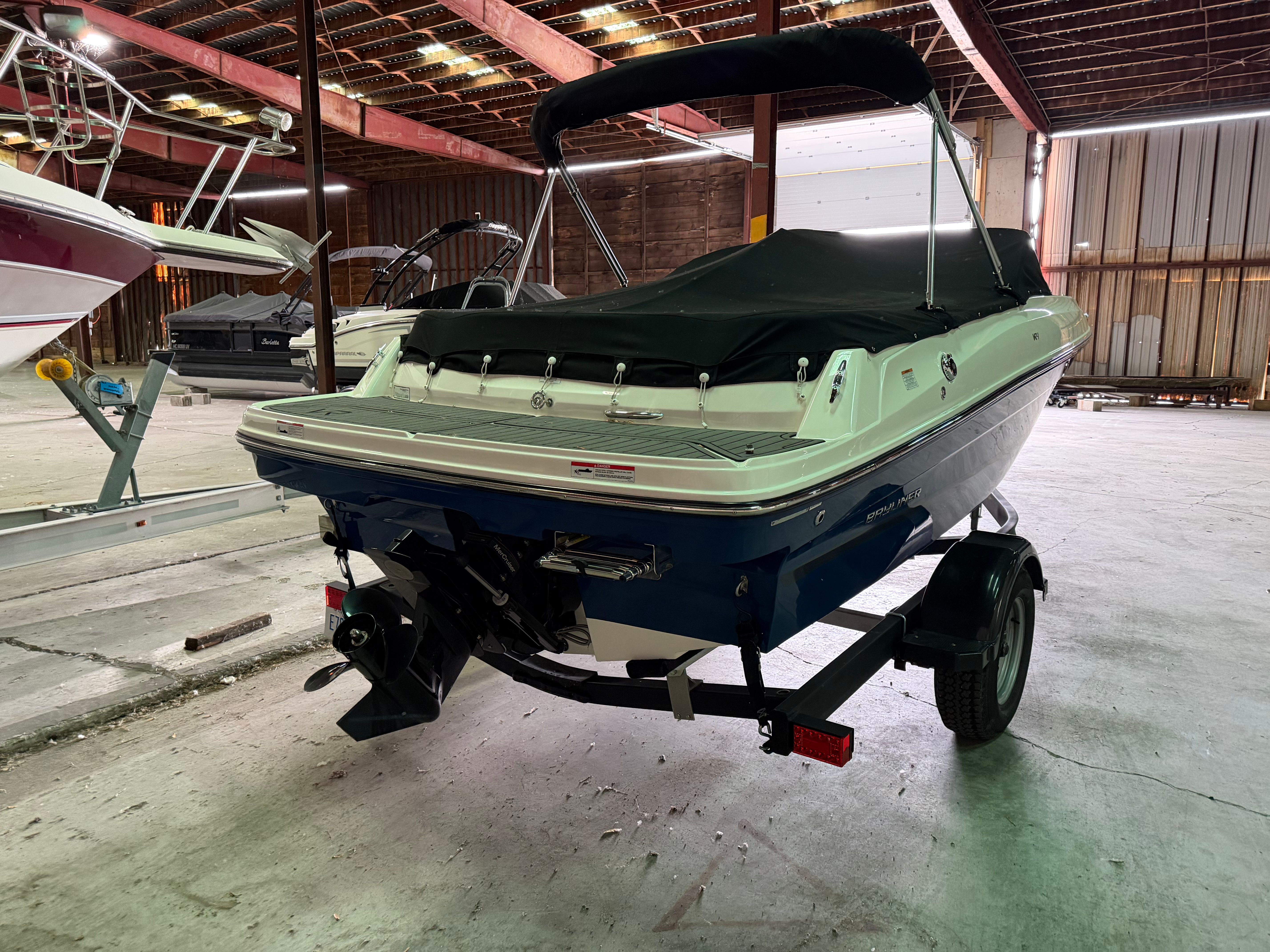 2023 Bayliner VR4 BOWRIDER - 5