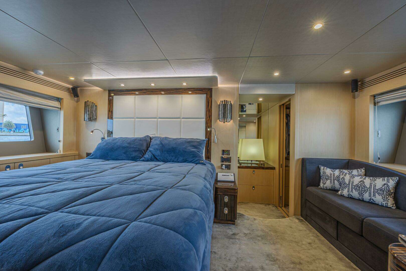 2017 Sunseeker 75 Yacht - Image 42