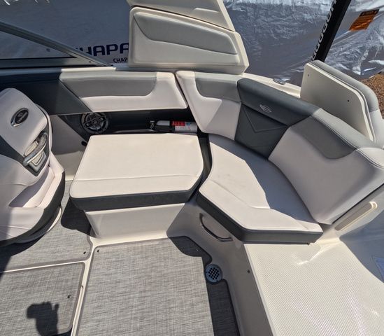 2021 Chaparral 230 Suncoast - 12