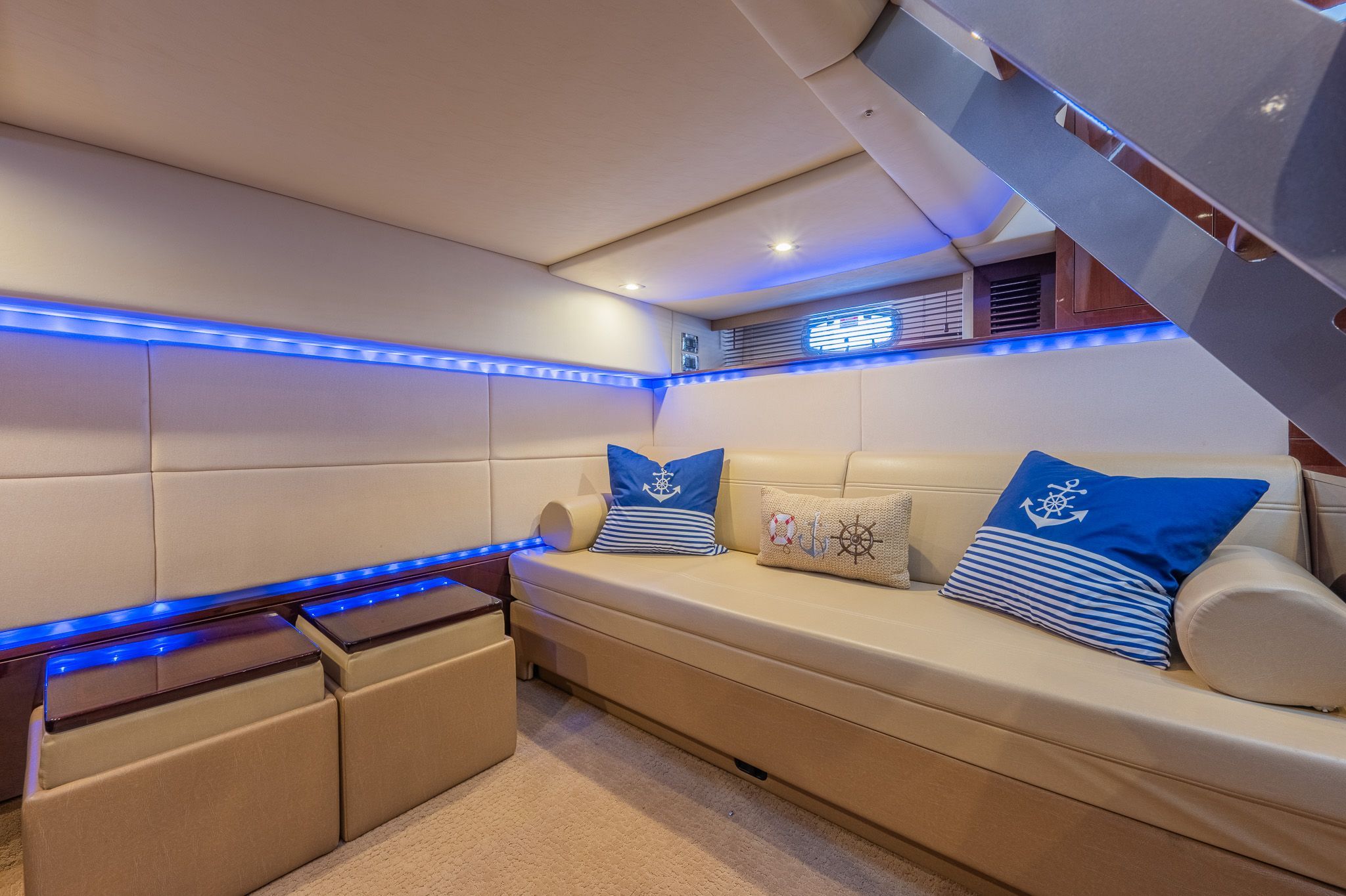 2010 Sea Ray 450 Sundancer - 19