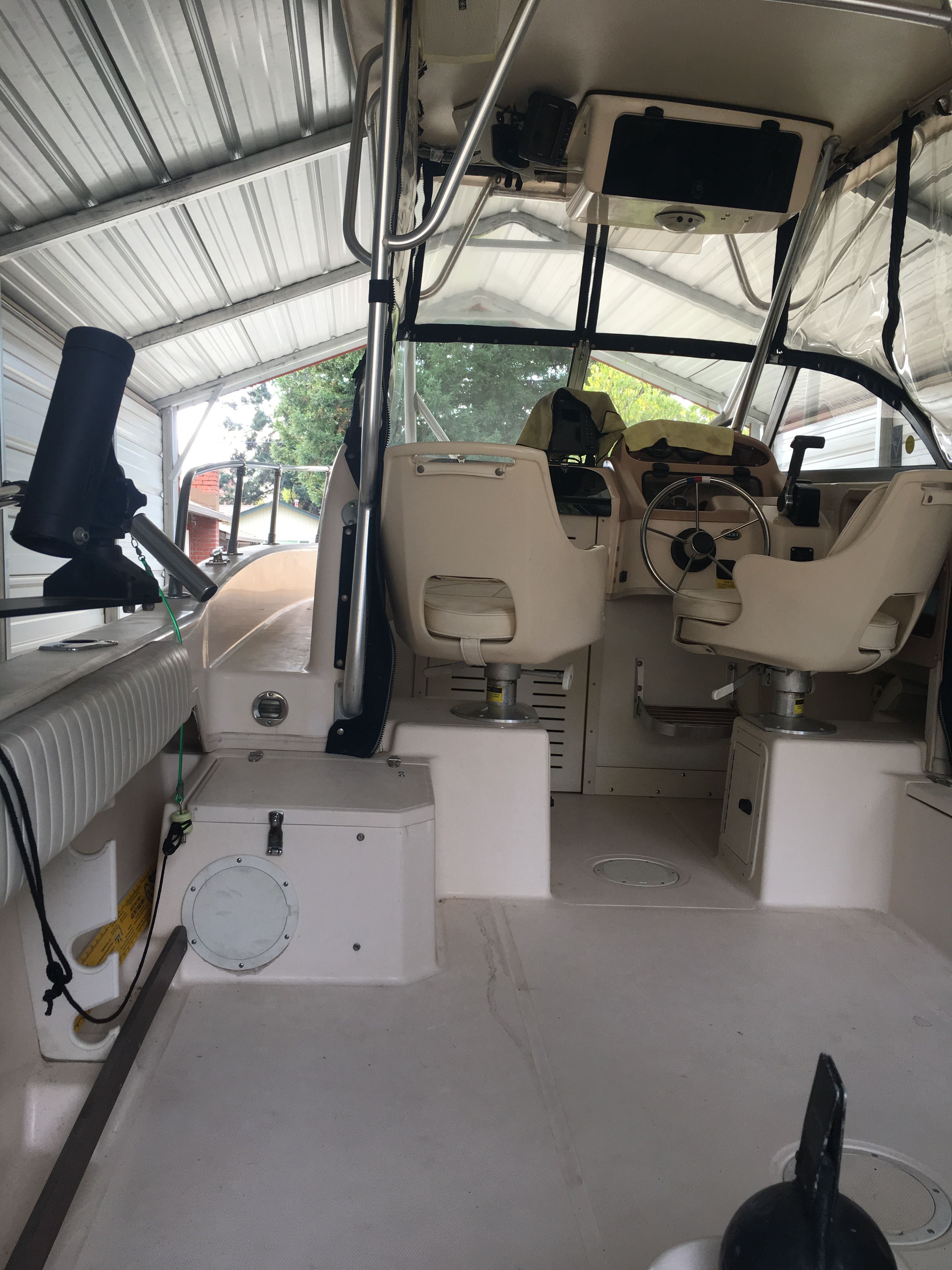 1997 Grady-White Adventure 208 - 4